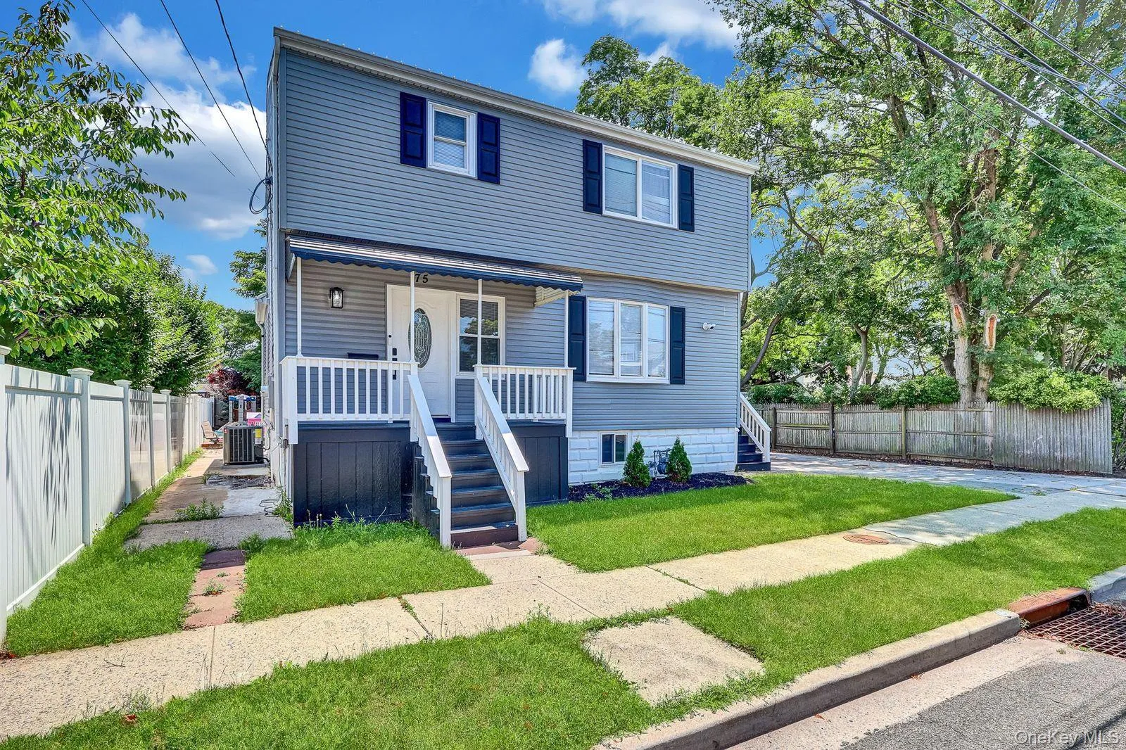 75 2nd Avenue, Hempstead, NY, 4 Bedrooms Bedrooms, 8 Rooms Rooms,3 BathroomsBathrooms,Residential,For Rent,2nd,0,1026093 75 2nd Avenue, Hempstead, NY, 4 Bedrooms Bedrooms, 8 Rooms Rooms,3 BathroomsBathrooms,Residential,For Rent,2nd,0,1026093