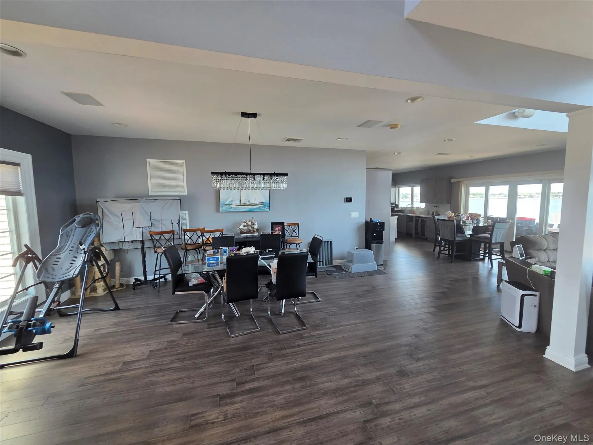 75 Yacht Club Road, Babylon, NY, 4 Bedrooms Bedrooms, 7 Rooms Rooms,4 BathroomsBathrooms,Residential,For Rent,Yacht Club,0,1026094 75 Yacht Club Road, Babylon, NY, 4 Bedrooms Bedrooms, 7 Rooms Rooms,4 BathroomsBathrooms,Residential,For Rent,Yacht Club,0,1026094