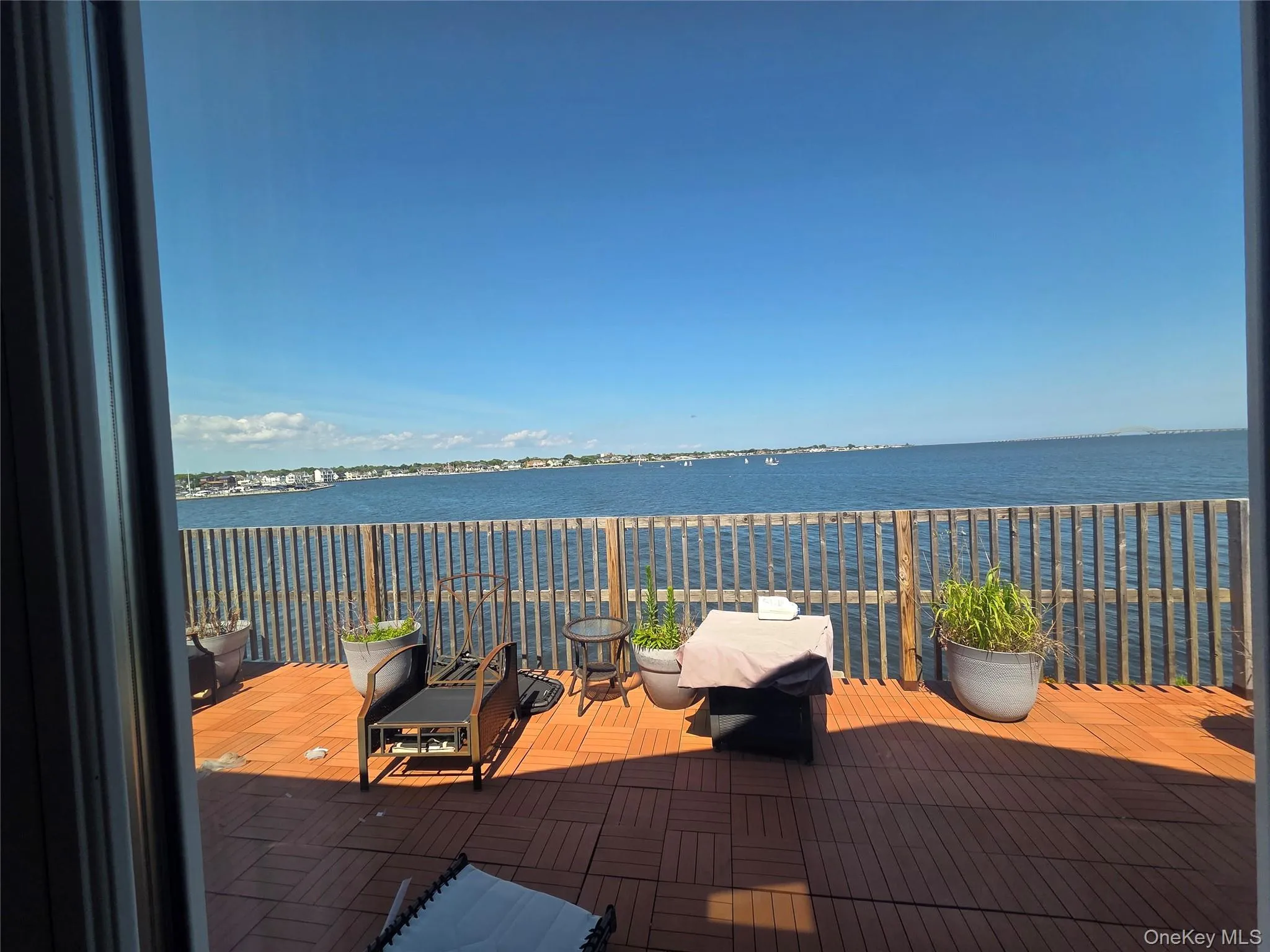 75 Yacht Club Road, Babylon, NY, 4 Bedrooms Bedrooms, 7 Rooms Rooms,4 BathroomsBathrooms,Residential,For Rent,Yacht Club,0,1026094 75 Yacht Club Road, Babylon, NY, 4 Bedrooms Bedrooms, 7 Rooms Rooms,4 BathroomsBathrooms,Residential,For Rent,Yacht Club,0,1026094