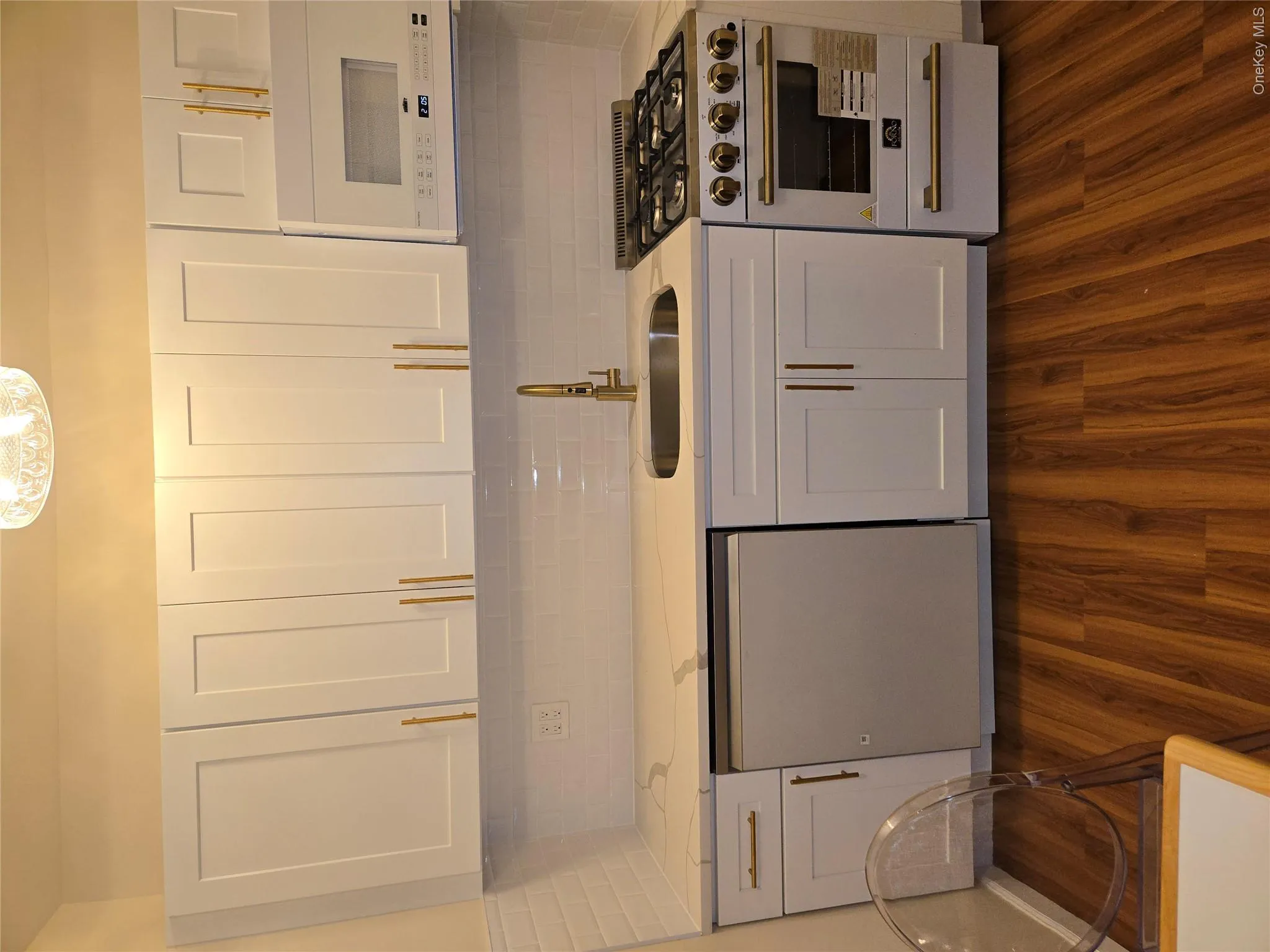 99-45 67 Road, New York, NY, 3 Rooms Rooms,1 BathroomBathrooms,Residential Lease,For Rent,67,0,1026095 99-45 67 Road, New York, NY, 3 Rooms Rooms,1 BathroomBathrooms,Residential Lease,For Rent,67,0,1026095