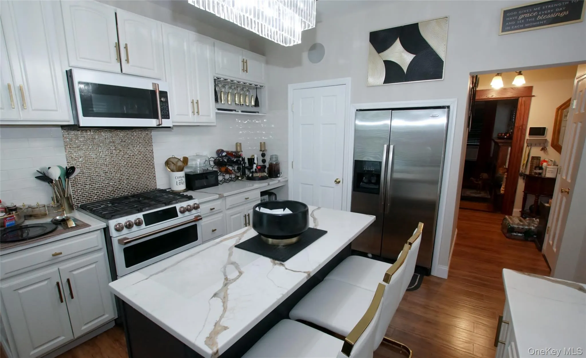 278 Long Beach Avenue, Hempstead, NY, 6 Bedrooms Bedrooms, 10 Rooms Rooms,5 BathroomsBathrooms,Residential,For Rent,Long Beach,0,1026100 278 Long Beach Avenue, Hempstead, NY, 6 Bedrooms Bedrooms, 10 Rooms Rooms,5 BathroomsBathrooms,Residential,For Rent,Long Beach,0,1026100