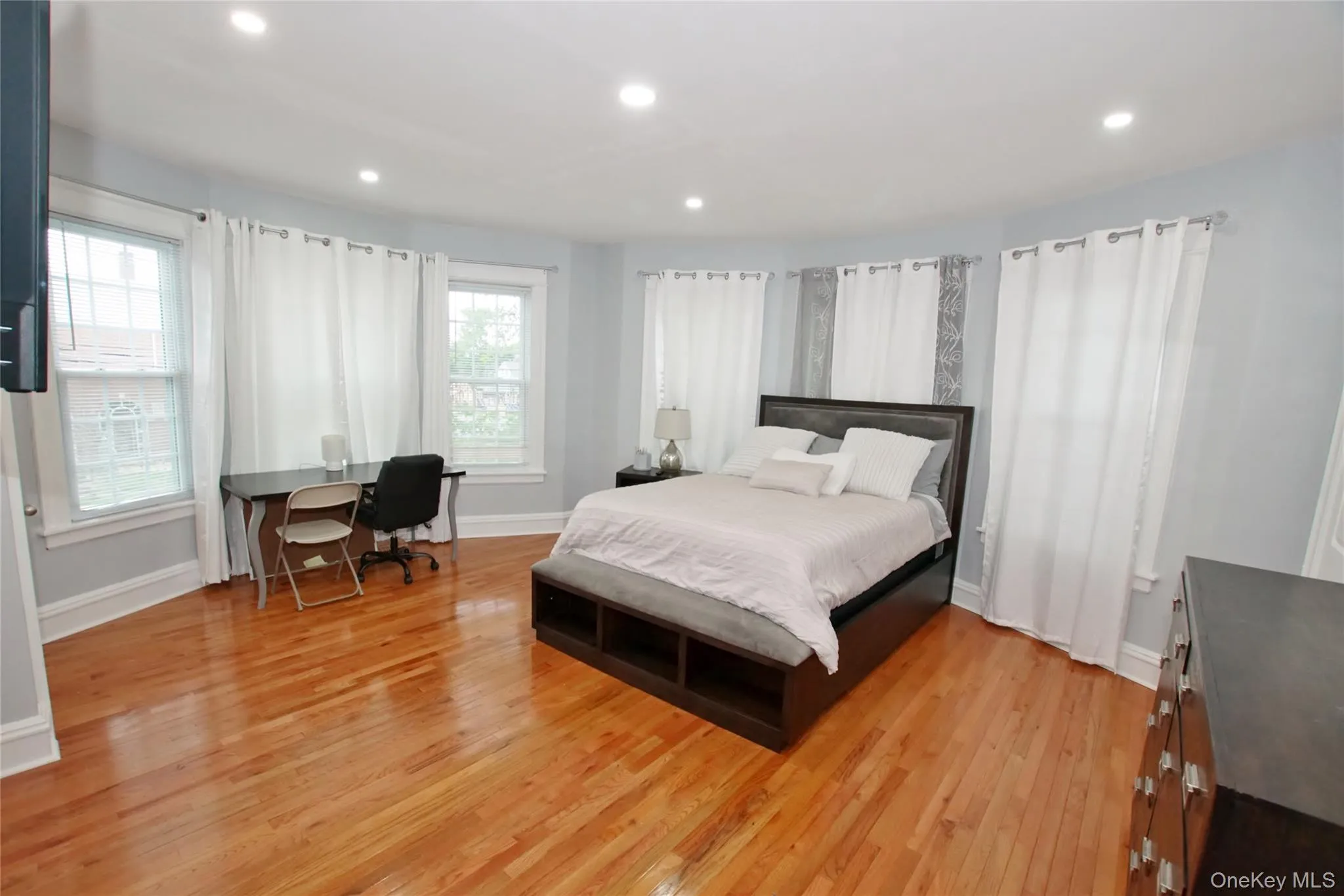 278 Long Beach Avenue, Hempstead, NY, 6 Bedrooms Bedrooms, 10 Rooms Rooms,5 BathroomsBathrooms,Residential,For Rent,Long Beach,0,1026100 278 Long Beach Avenue, Hempstead, NY, 6 Bedrooms Bedrooms, 10 Rooms Rooms,5 BathroomsBathrooms,Residential,For Rent,Long Beach,0,1026100