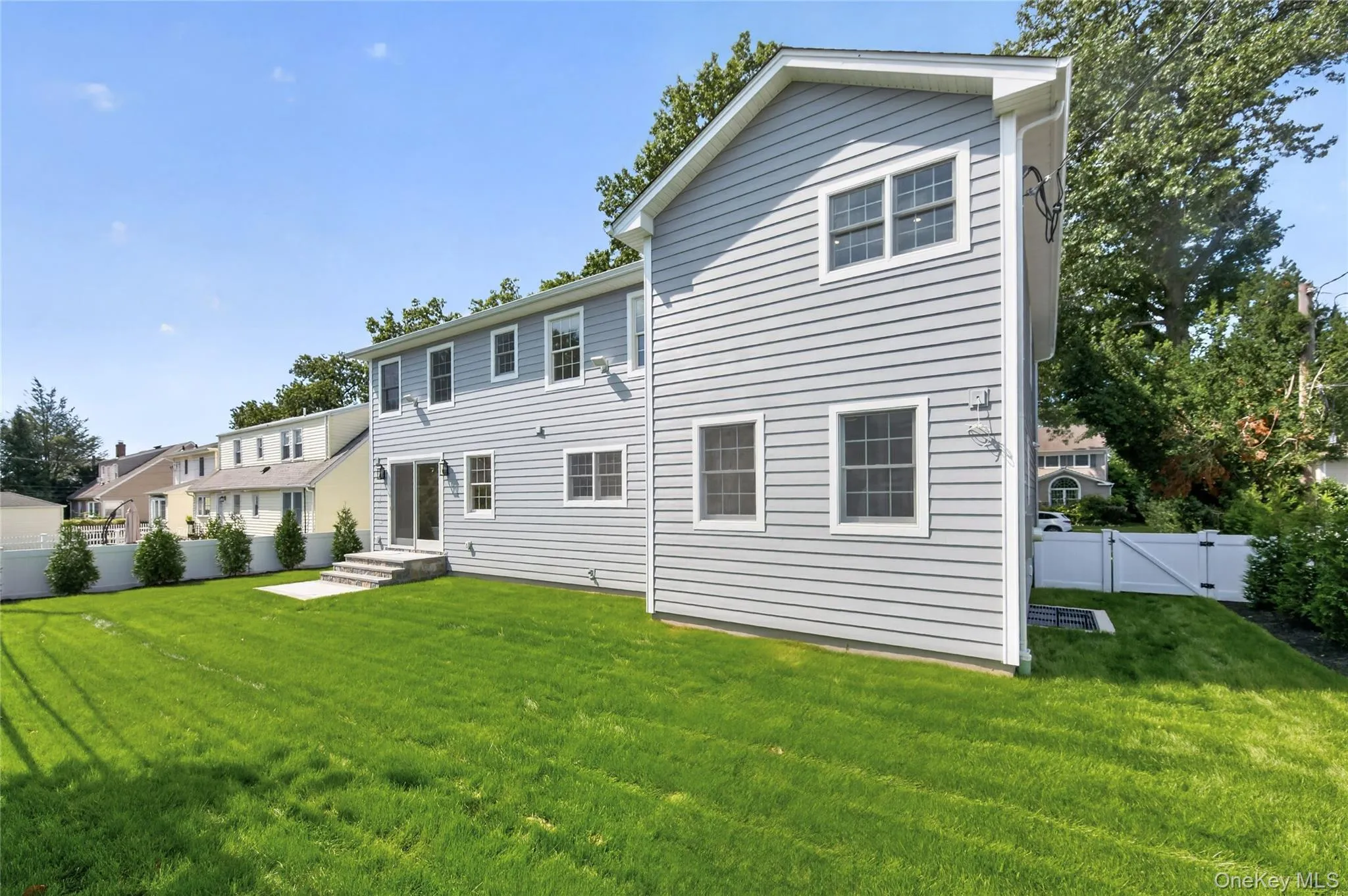 15 Glen Road, Hempstead, NY, 5 Bedrooms Bedrooms, 12 Rooms Rooms,5 BathroomsBathrooms,Residential,For Rent,Glen,0,1026103 15 Glen Road, Hempstead, NY, 5 Bedrooms Bedrooms, 12 Rooms Rooms,5 BathroomsBathrooms,Residential,For Rent,Glen,0,1026103
