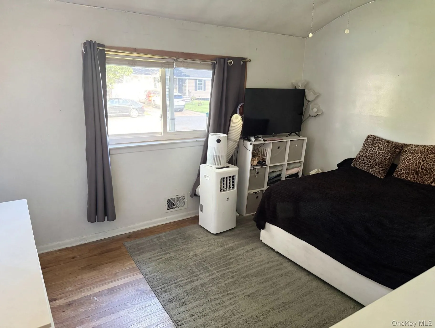 22 Newtown Avenue, Brookhaven, NY, 3 Bedrooms Bedrooms, 5 Rooms Rooms,2 BathroomsBathrooms,Residential,For Rent,Newtown,0,1026104 22 Newtown Avenue, Brookhaven, NY, 3 Bedrooms Bedrooms, 5 Rooms Rooms,2 BathroomsBathrooms,Residential,For Rent,Newtown,0,1026104