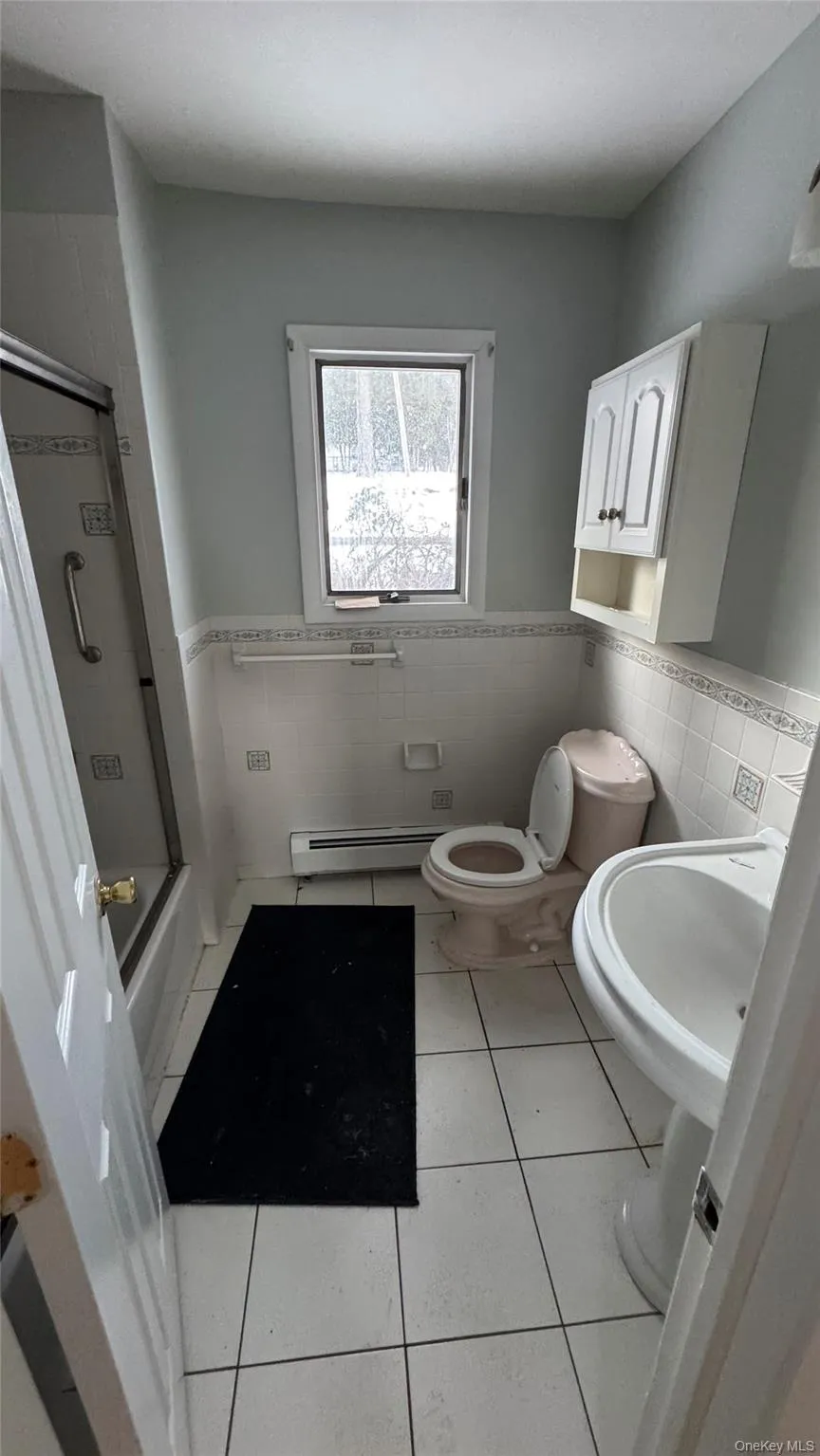 19 Chestnut Street, Stony Point, NY, 7 Bedrooms Bedrooms, 11 Rooms Rooms,2 BathroomsBathrooms,Residential Lease,For Rent,Chestnut,0,1026114 19 Chestnut Street, Stony Point, NY, 7 Bedrooms Bedrooms, 11 Rooms Rooms,2 BathroomsBathrooms,Residential Lease,For Rent,Chestnut,0,1026114