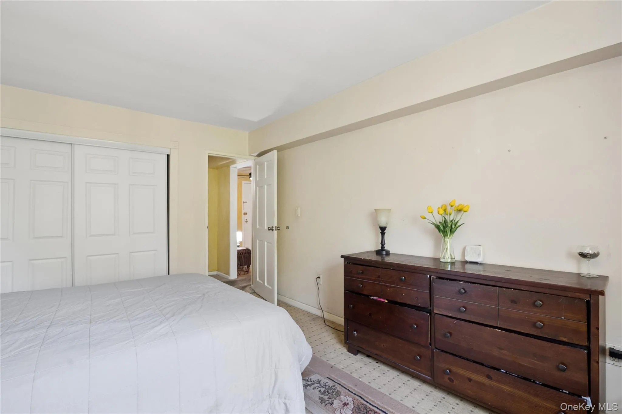 101 Clinton Avenue, North Hempstead, NY, 1 Bedroom Bedrooms, 4 Rooms Rooms,1 BathroomBathrooms,Residential,For Rent,Clinton,0,1026120 101 Clinton Avenue, North Hempstead, NY, 1 Bedroom Bedrooms, 4 Rooms Rooms,1 BathroomBathrooms,Residential,For Rent,Clinton,0,1026120