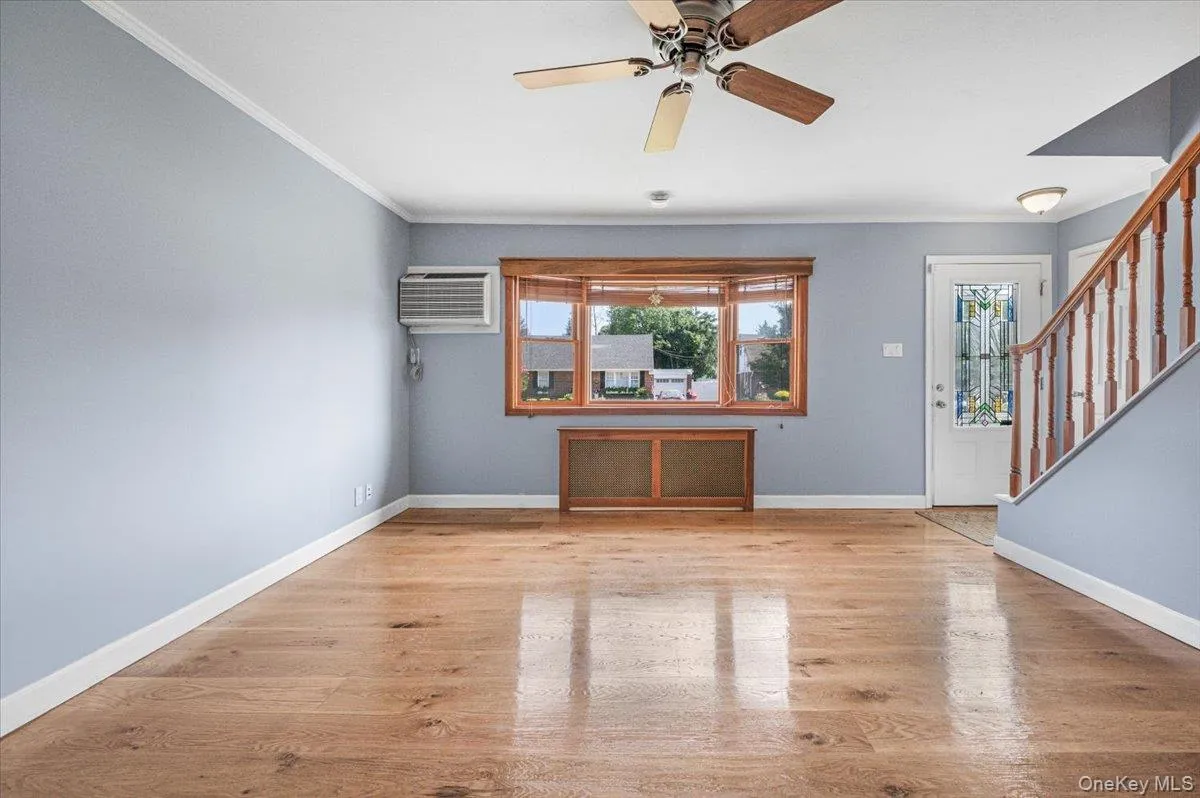 9 Tudor Road, Oyster Bay, NY, 4 Bedrooms Bedrooms, 8 Rooms Rooms,2 BathroomsBathrooms,Residential,For Rent,Tudor,0,1026121 9 Tudor Road, Oyster Bay, NY, 4 Bedrooms Bedrooms, 8 Rooms Rooms,2 BathroomsBathrooms,Residential,For Rent,Tudor,0,1026121