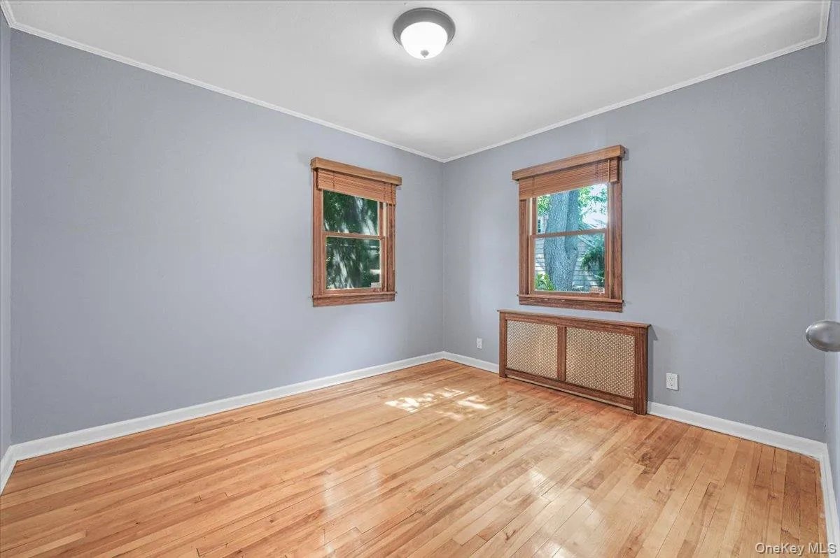 9 Tudor Road, Oyster Bay, NY, 4 Bedrooms Bedrooms, 8 Rooms Rooms,2 BathroomsBathrooms,Residential,For Rent,Tudor,0,1026121 9 Tudor Road, Oyster Bay, NY, 4 Bedrooms Bedrooms, 8 Rooms Rooms,2 BathroomsBathrooms,Residential,For Rent,Tudor,0,1026121