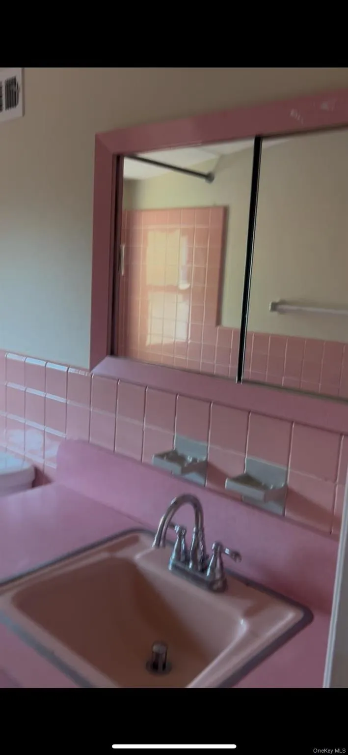 777 south drive, north baldwin ny 11570, Hempstead, NY, 4 Bedrooms Bedrooms, 10 Rooms Rooms,2 BathroomsBathrooms,Residential Lease,For Rent,south drive, north baldwin ny 11570,0,1026128 777 south drive, north baldwin ny 11570, Hempstead, NY, 4 Bedrooms Bedrooms, 10 Rooms Rooms,2 BathroomsBathrooms,Residential Lease,For Rent,south drive, north baldwin ny 11570,0,1026128