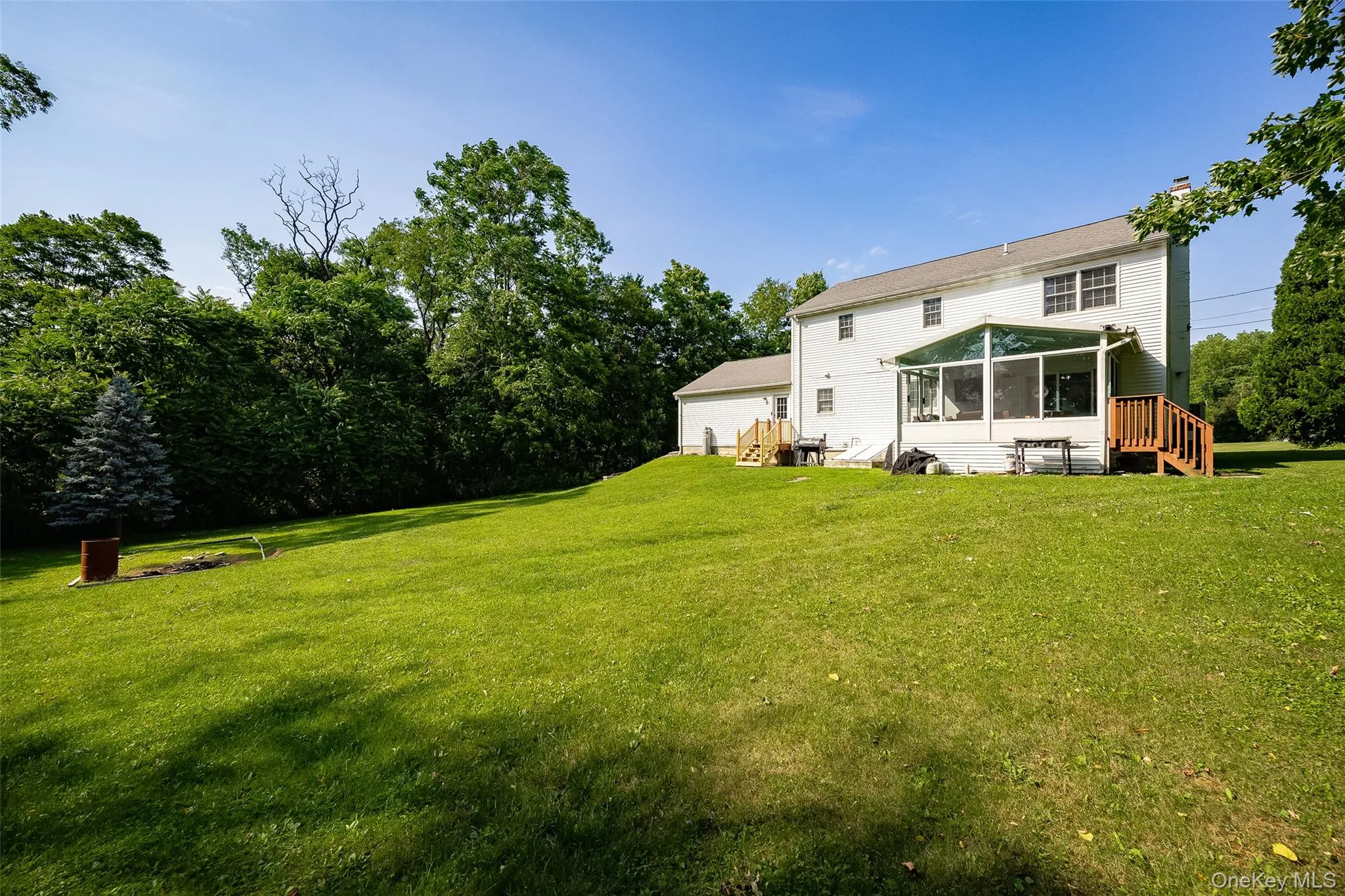 20 Cary Road, Hyde Park, NY, 4 Bedrooms Bedrooms, 10 Rooms Rooms,2 BathroomsBathrooms,Residential,For Rent,Cary,0,1026132 20 Cary Road, Hyde Park, NY, 4 Bedrooms Bedrooms, 10 Rooms Rooms,2 BathroomsBathrooms,Residential,For Rent,Cary,0,1026132