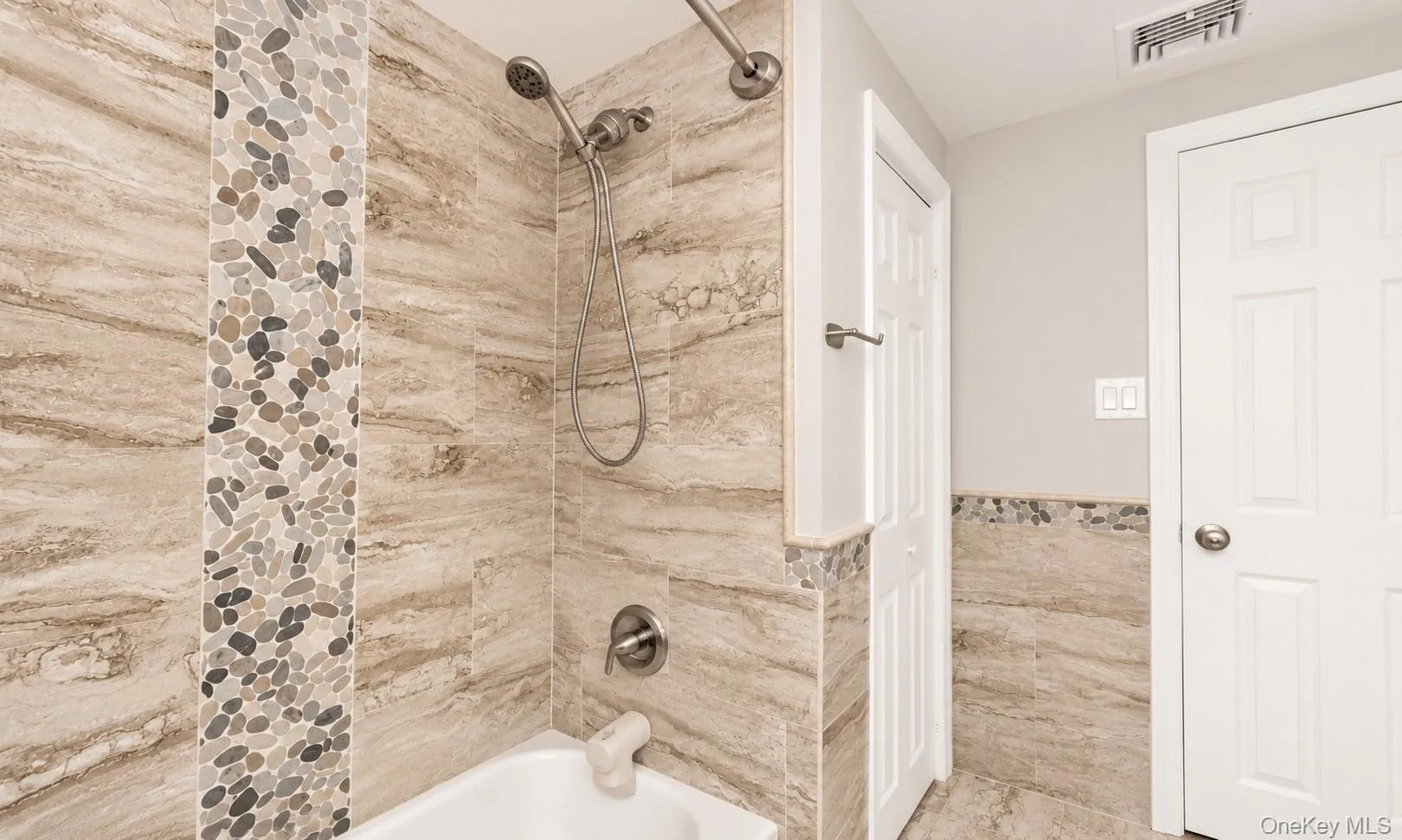 37 Holiday Park Drive, Brookhaven, NY, 4 Bedrooms Bedrooms, 9 Rooms Rooms,1 BathroomBathrooms,Residential,For Rent,Holiday Park,0,1026136 37 Holiday Park Drive, Brookhaven, NY, 4 Bedrooms Bedrooms, 9 Rooms Rooms,1 BathroomBathrooms,Residential,For Rent,Holiday Park,0,1026136