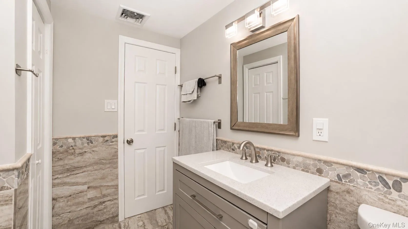 37 Holiday Park Drive, Brookhaven, NY, 4 Bedrooms Bedrooms, 9 Rooms Rooms,1 BathroomBathrooms,Residential,For Rent,Holiday Park,0,1026136 37 Holiday Park Drive, Brookhaven, NY, 4 Bedrooms Bedrooms, 9 Rooms Rooms,1 BathroomBathrooms,Residential,For Rent,Holiday Park,0,1026136
