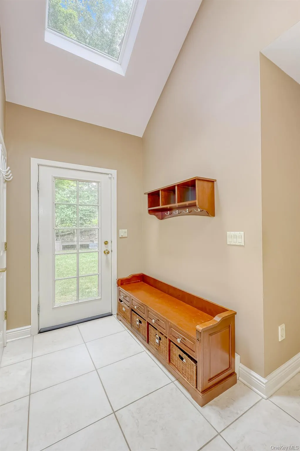 17 Snowdrop Drive, Clarkstown, NY, 5 Bedrooms Bedrooms, 20 Rooms Rooms,3 BathroomsBathrooms,Residential,For Rent,Snowdrop,0,1026138 17 Snowdrop Drive, Clarkstown, NY, 5 Bedrooms Bedrooms, 20 Rooms Rooms,3 BathroomsBathrooms,Residential,For Rent,Snowdrop,0,1026138