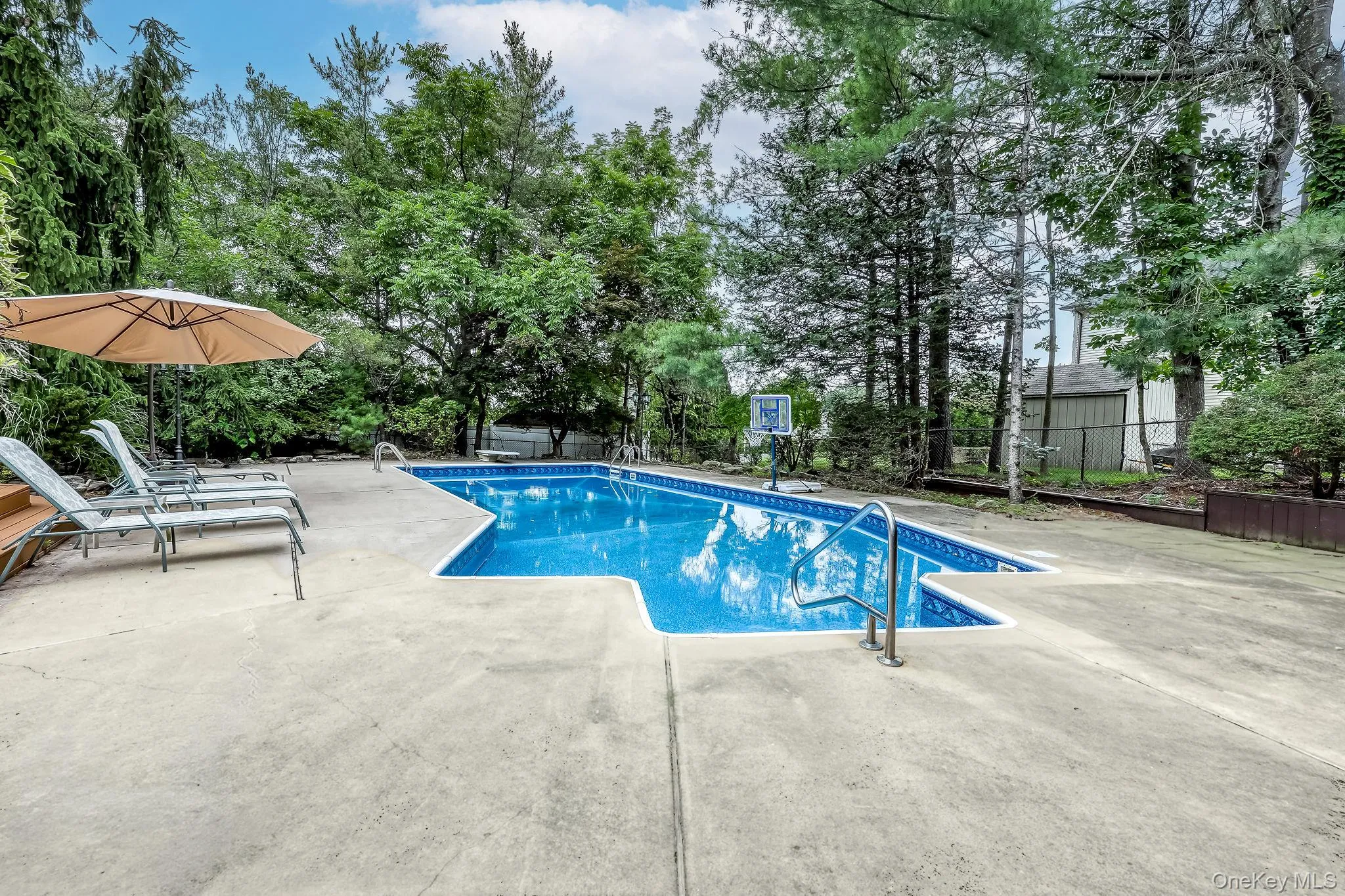 17 Snowdrop Drive, Clarkstown, NY, 5 Bedrooms Bedrooms, 20 Rooms Rooms,3 BathroomsBathrooms,Residential,For Rent,Snowdrop,0,1026138 17 Snowdrop Drive, Clarkstown, NY, 5 Bedrooms Bedrooms, 20 Rooms Rooms,3 BathroomsBathrooms,Residential,For Rent,Snowdrop,0,1026138