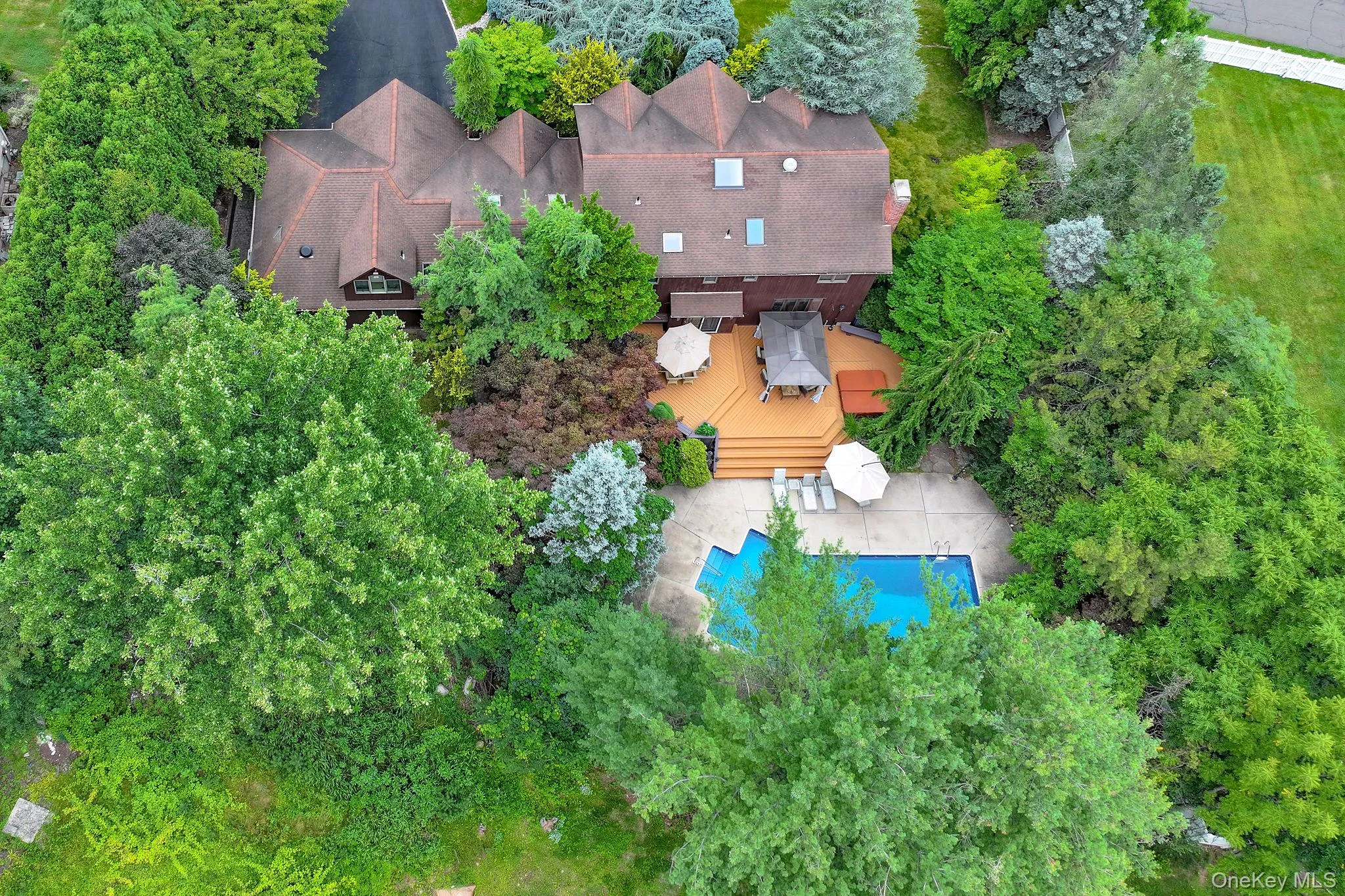 17 Snowdrop Drive, Clarkstown, NY, 5 Bedrooms Bedrooms, 20 Rooms Rooms,3 BathroomsBathrooms,Residential,For Rent,Snowdrop,0,1026138 17 Snowdrop Drive, Clarkstown, NY, 5 Bedrooms Bedrooms, 20 Rooms Rooms,3 BathroomsBathrooms,Residential,For Rent,Snowdrop,0,1026138