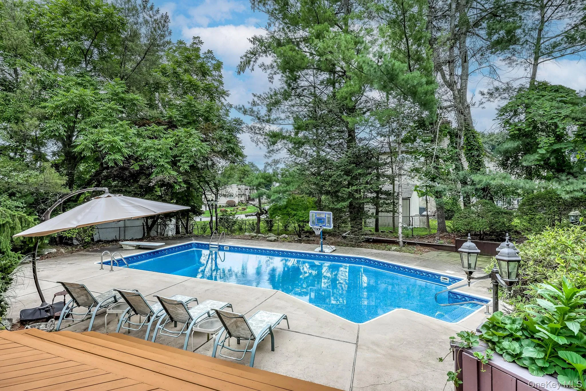17 Snowdrop Drive, Clarkstown, NY, 5 Bedrooms Bedrooms, 20 Rooms Rooms,3 BathroomsBathrooms,Residential,For Rent,Snowdrop,0,1026138 17 Snowdrop Drive, Clarkstown, NY, 5 Bedrooms Bedrooms, 20 Rooms Rooms,3 BathroomsBathrooms,Residential,For Rent,Snowdrop,0,1026138