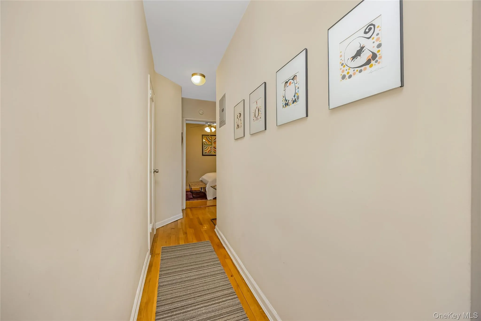 88-02 35th Avenue, New York, NY, 1 Bedroom Bedrooms, 4 Rooms Rooms,1 BathroomBathrooms,Residential,For Rent,35th,0,1026143 88-02 35th Avenue, New York, NY, 1 Bedroom Bedrooms, 4 Rooms Rooms,1 BathroomBathrooms,Residential,For Rent,35th,0,1026143