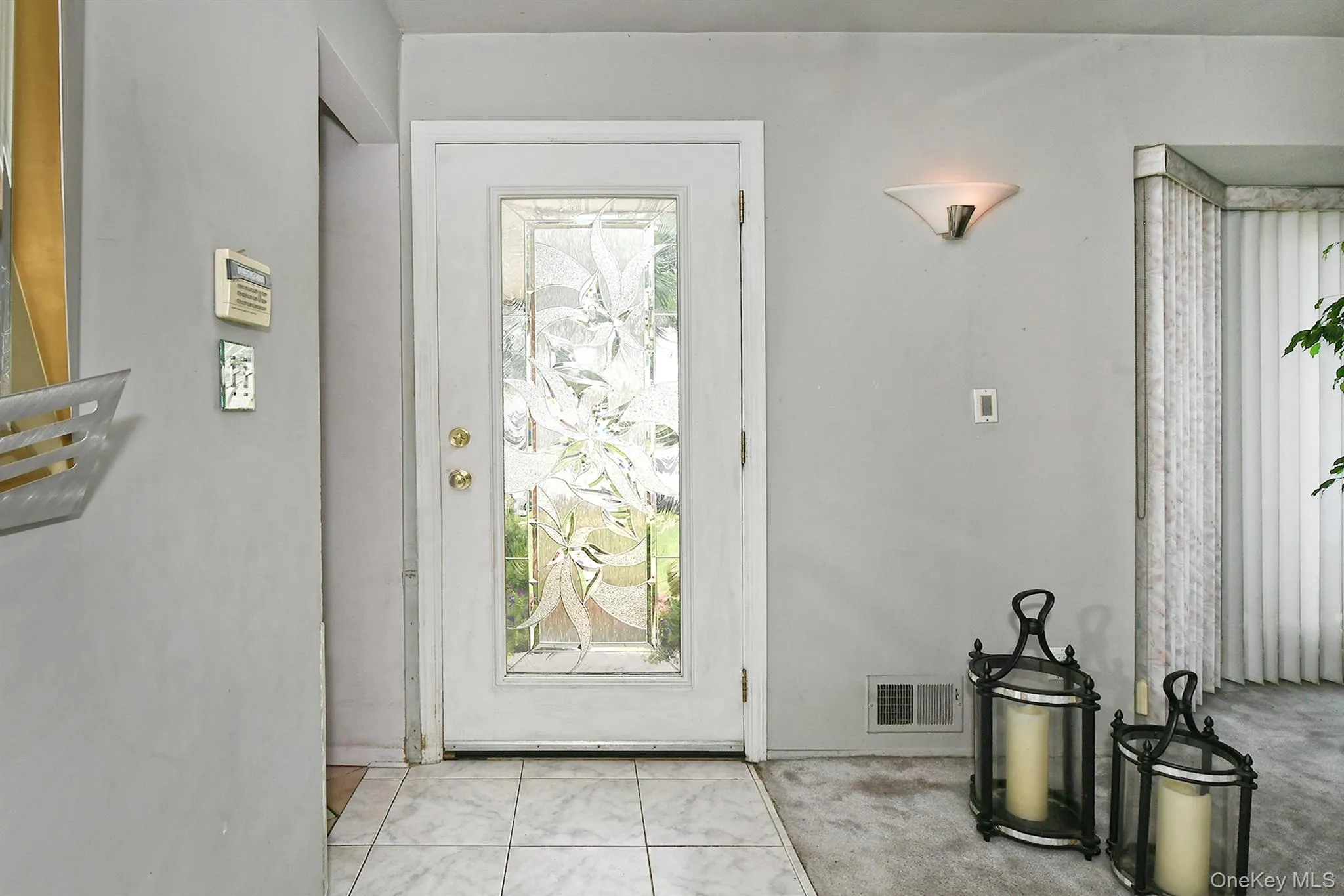 92 Bowling Lane, Babylon, NY, 3 Bedrooms Bedrooms, 12 Rooms Rooms,4 BathroomsBathrooms,Residential,For Rent,Bowling,0,1026144 92 Bowling Lane, Babylon, NY, 3 Bedrooms Bedrooms, 12 Rooms Rooms,4 BathroomsBathrooms,Residential,For Rent,Bowling,0,1026144