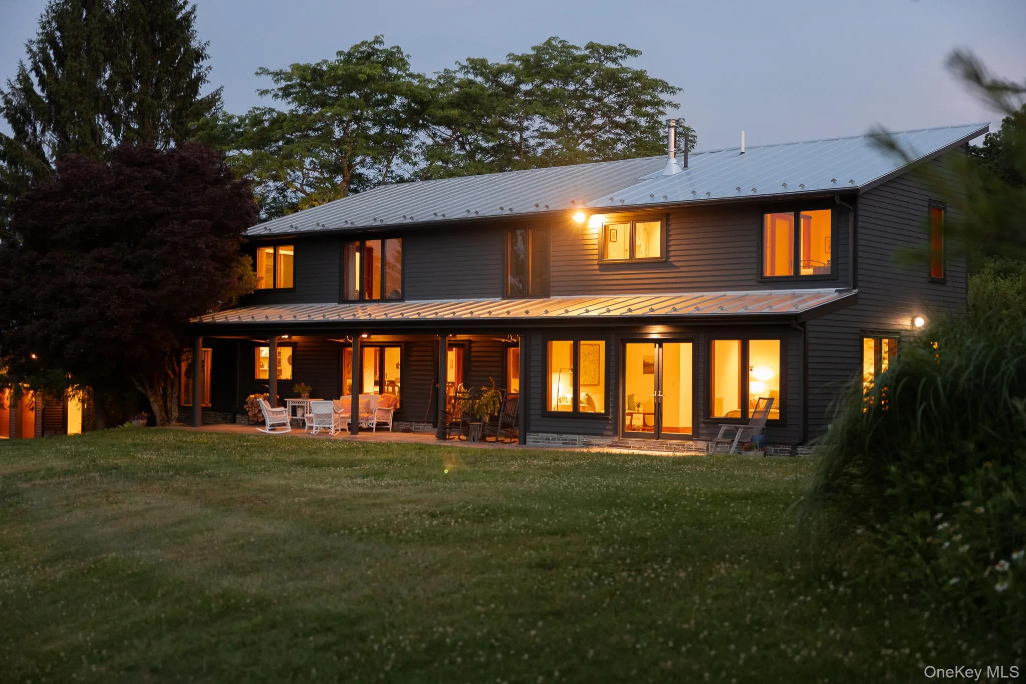 779 Queens Highway, Rochester, NY, 4 Bedrooms Bedrooms, 15 Rooms Rooms,5 BathroomsBathrooms,Residential,For Rent,Queens,0,1026149 779 Queens Highway, Rochester, NY, 4 Bedrooms Bedrooms, 15 Rooms Rooms,5 BathroomsBathrooms,Residential,For Rent,Queens,0,1026149