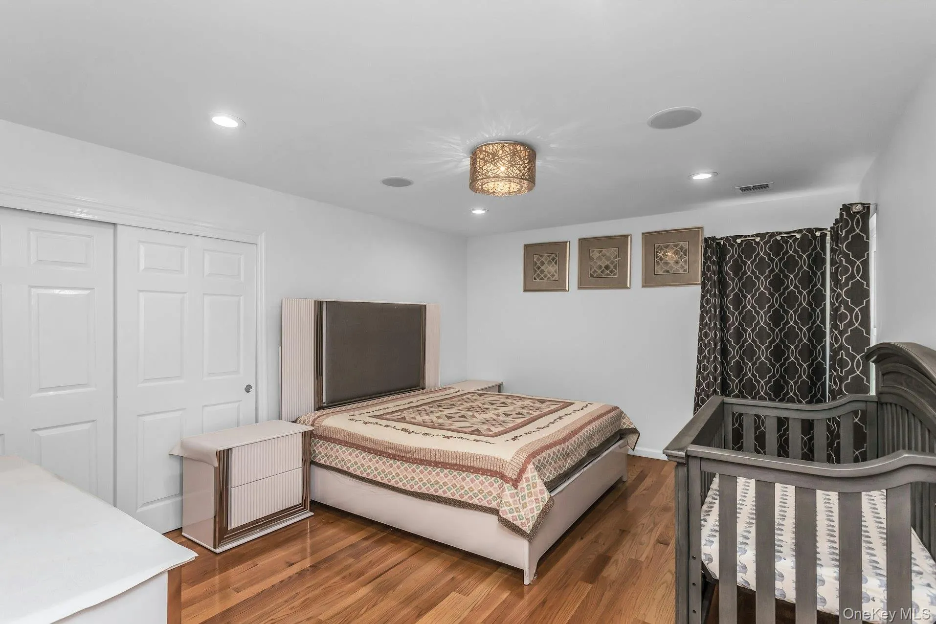 2800 Janet Avenue, Hempstead, NY, 4 Bedrooms Bedrooms, 12 Rooms Rooms,2 BathroomsBathrooms,Residential,For Rent,Janet,0,1026151 2800 Janet Avenue, Hempstead, NY, 4 Bedrooms Bedrooms, 12 Rooms Rooms,2 BathroomsBathrooms,Residential,For Rent,Janet,0,1026151