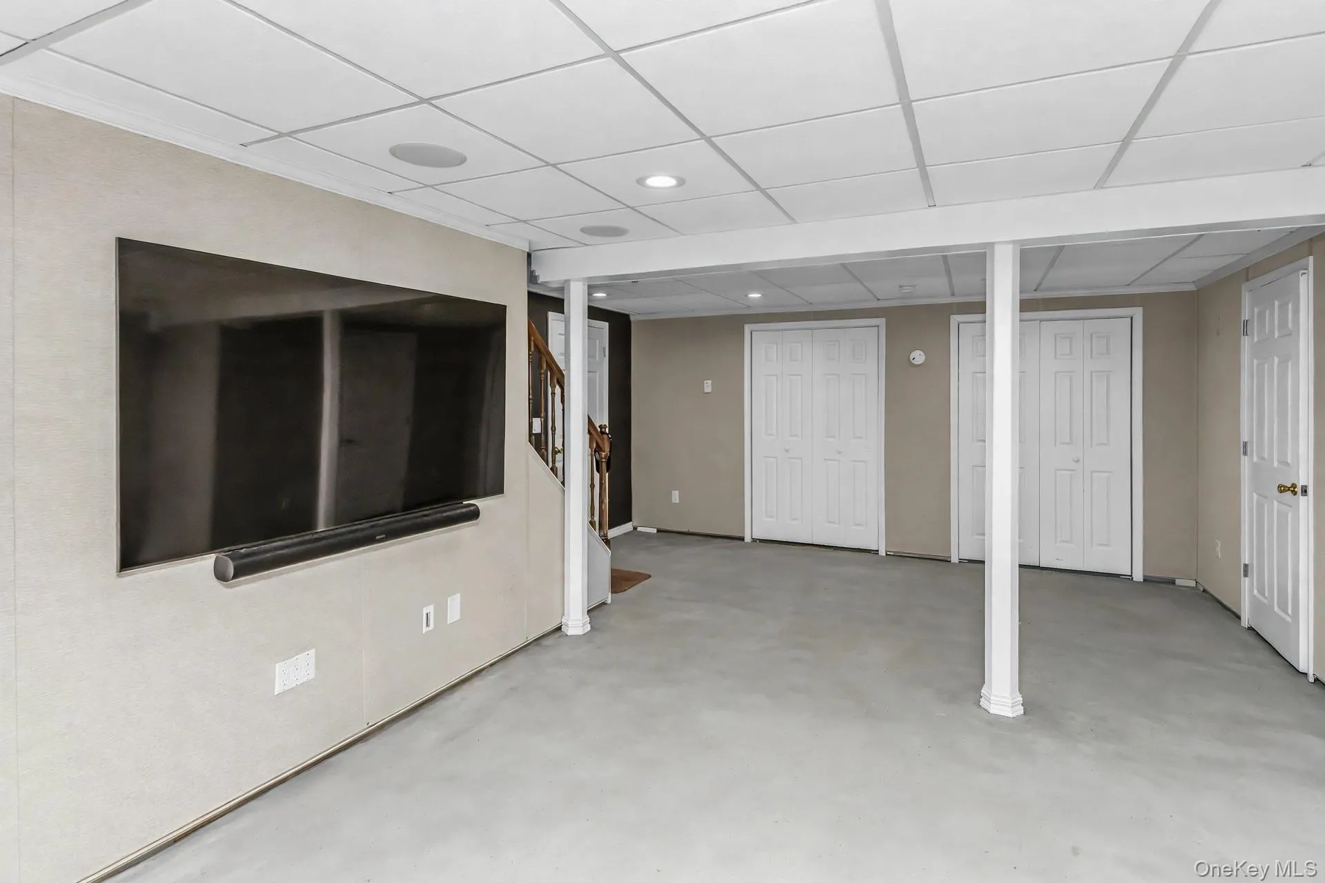 2800 Janet Avenue, Hempstead, NY, 4 Bedrooms Bedrooms, 12 Rooms Rooms,2 BathroomsBathrooms,Residential,For Rent,Janet,0,1026151 2800 Janet Avenue, Hempstead, NY, 4 Bedrooms Bedrooms, 12 Rooms Rooms,2 BathroomsBathrooms,Residential,For Rent,Janet,0,1026151