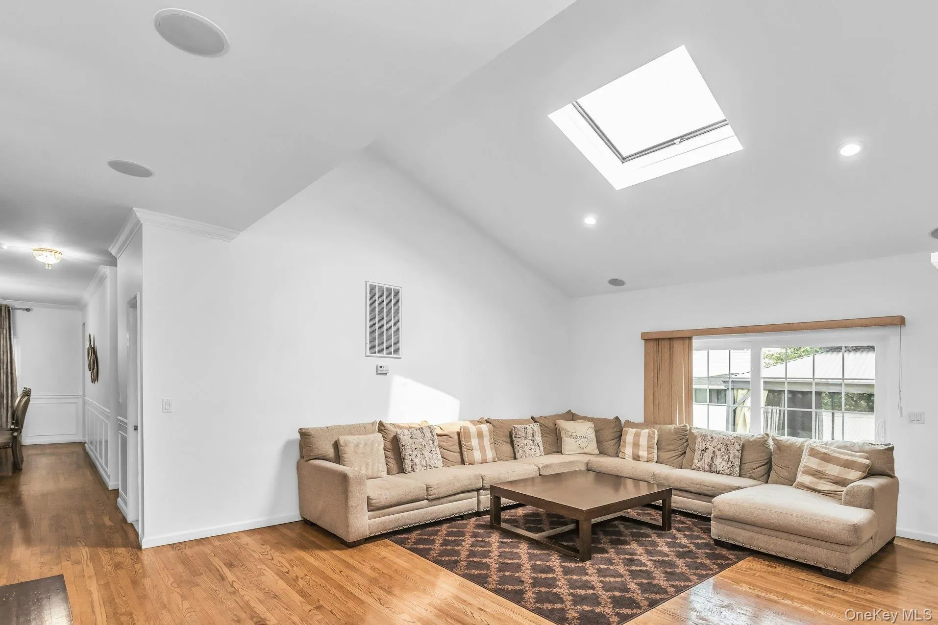 2800 Janet Avenue, Hempstead, NY, 4 Bedrooms Bedrooms, 12 Rooms Rooms,2 BathroomsBathrooms,Residential,For Rent,Janet,0,1026151 2800 Janet Avenue, Hempstead, NY, 4 Bedrooms Bedrooms, 12 Rooms Rooms,2 BathroomsBathrooms,Residential,For Rent,Janet,0,1026151