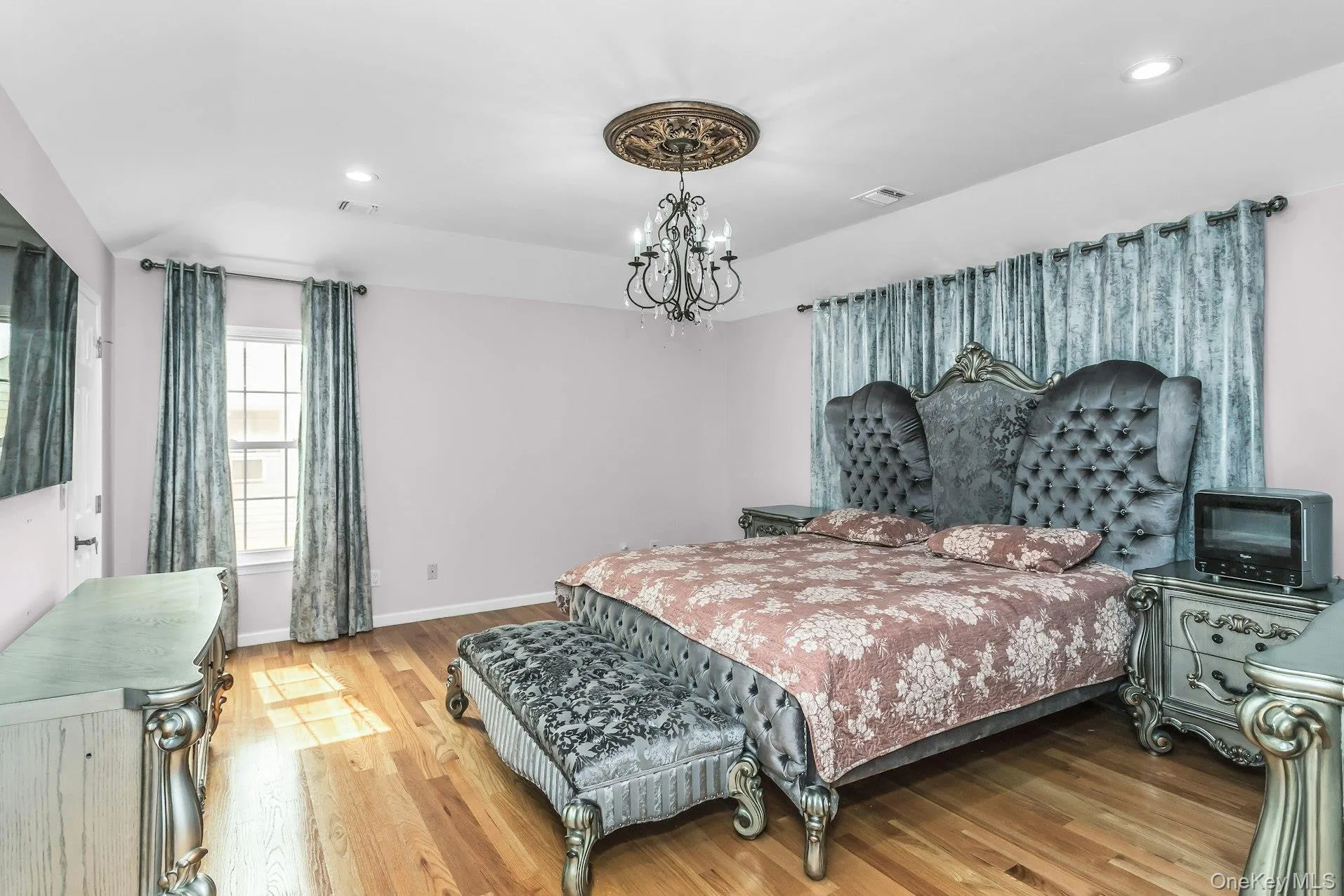 2800 Janet Avenue, Hempstead, NY, 4 Bedrooms Bedrooms, 12 Rooms Rooms,2 BathroomsBathrooms,Residential,For Rent,Janet,0,1026151 2800 Janet Avenue, Hempstead, NY, 4 Bedrooms Bedrooms, 12 Rooms Rooms,2 BathroomsBathrooms,Residential,For Rent,Janet,0,1026151