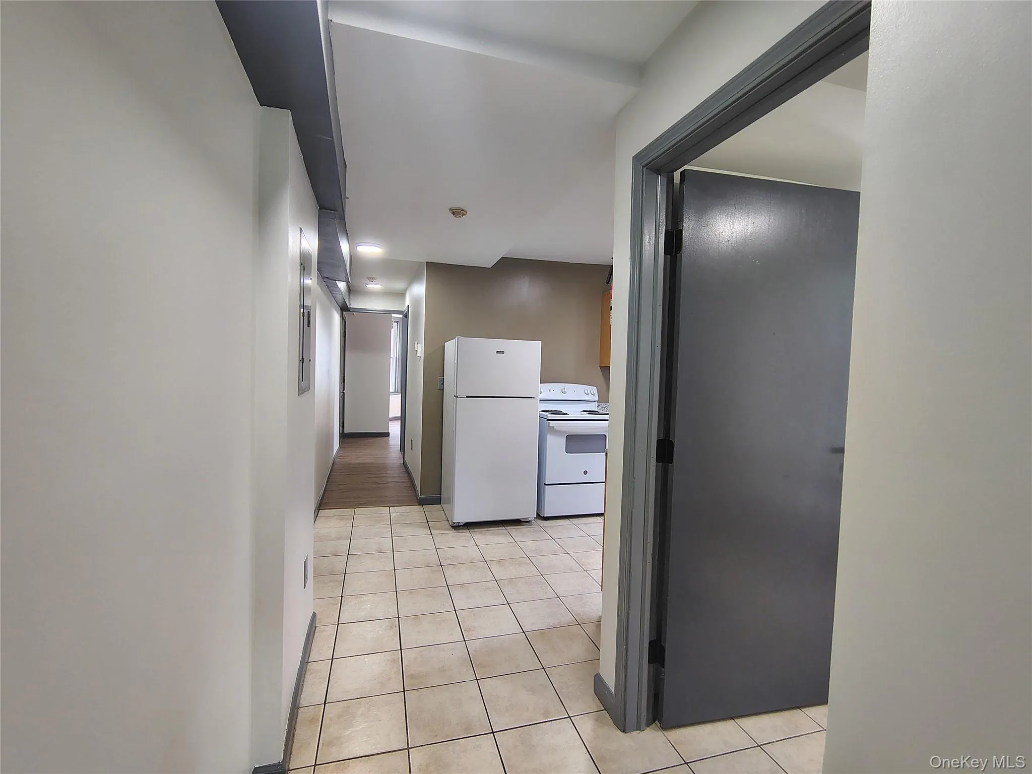 219 MILL Street, Poughkeepsie, NY, 2 Bedrooms Bedrooms, 5 Rooms Rooms,1 BathroomBathrooms,Residential Lease,For Rent,MILL,0,1026159 219 MILL Street, Poughkeepsie, NY, 2 Bedrooms Bedrooms, 5 Rooms Rooms,1 BathroomBathrooms,Residential Lease,For Rent,MILL,0,1026159