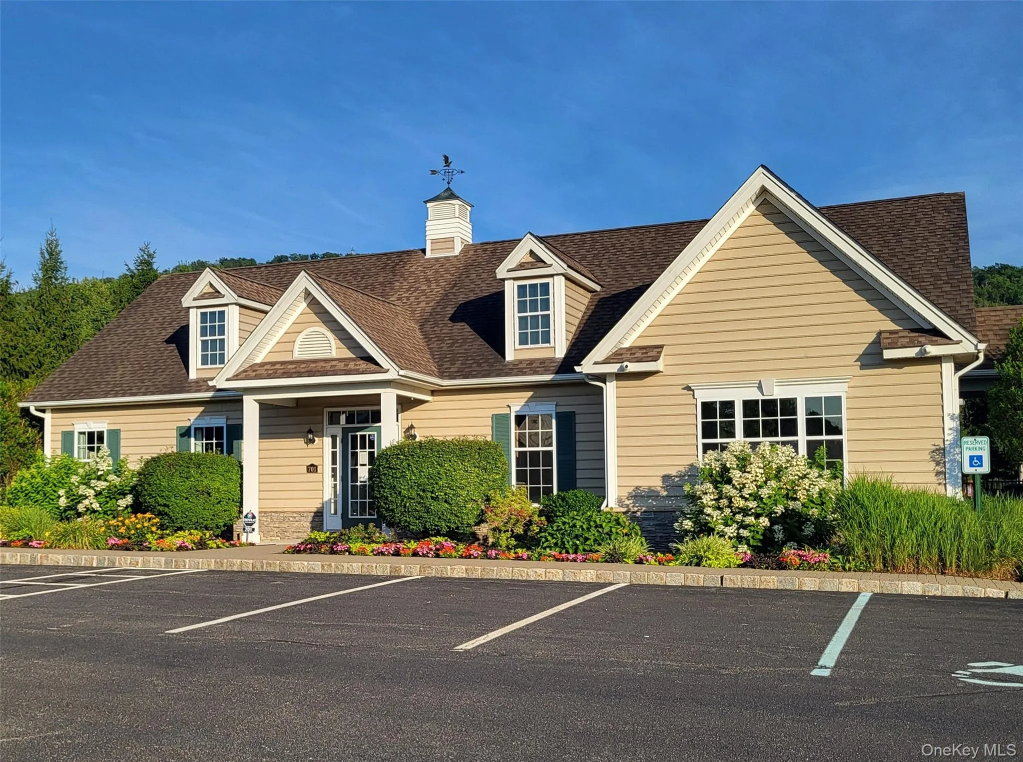 Clubhouse Clubhouse