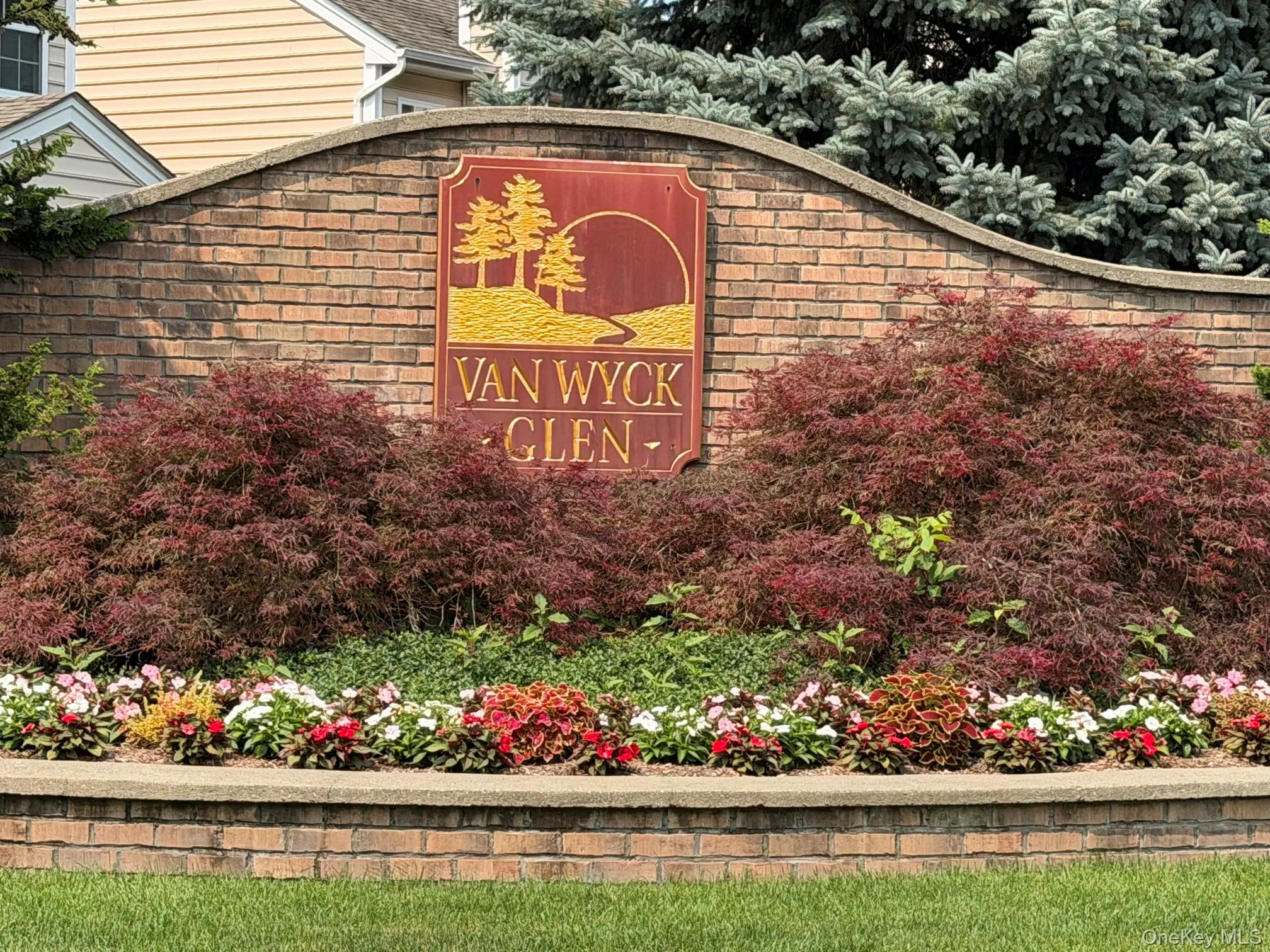Welcome to Van Wyck Glen. A maintenance free, community style living. Welcome to Van Wyck Glen. A maintenance free, community style living.