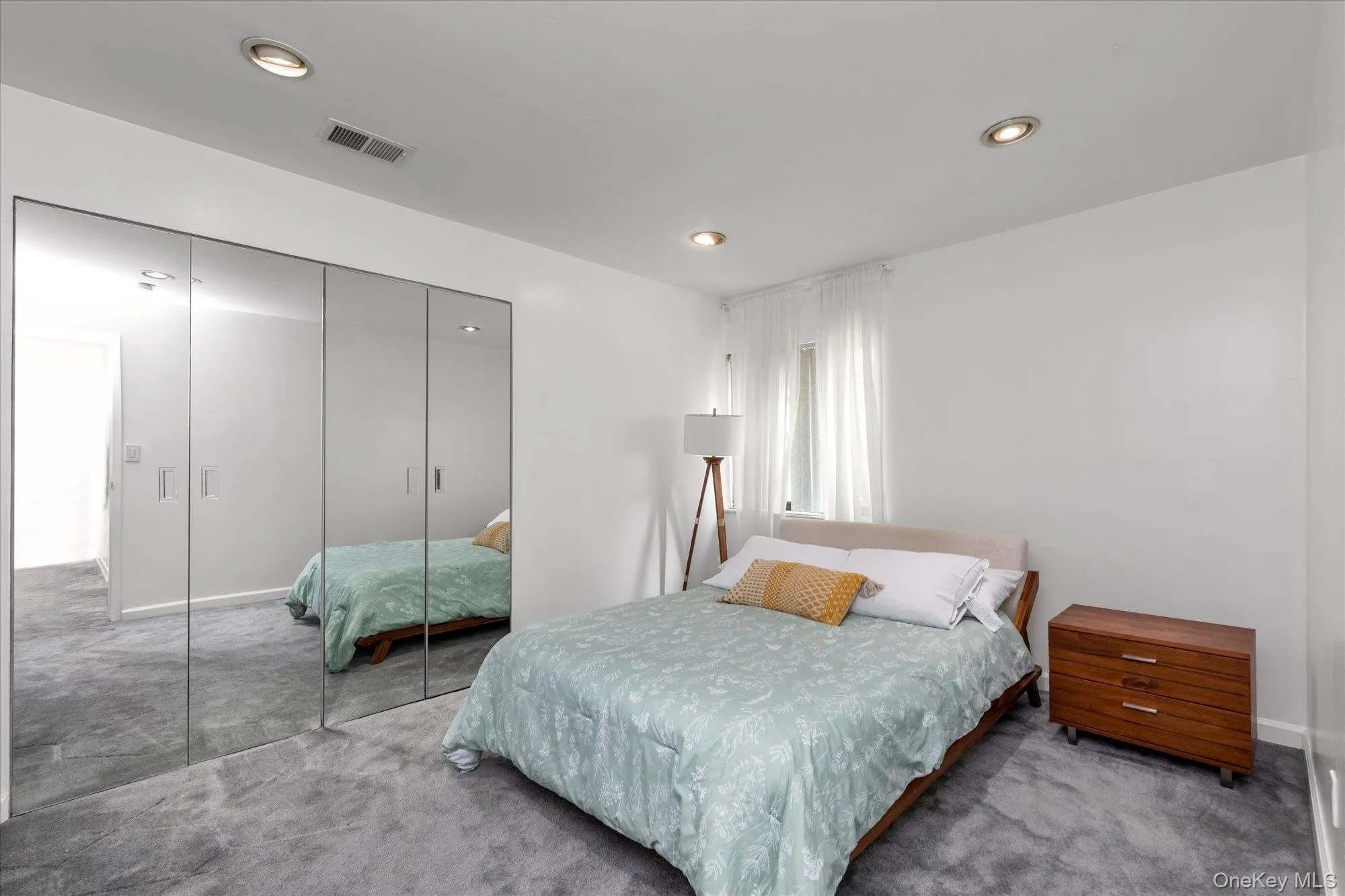 Bedroom Bedroom