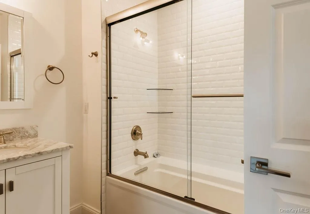 43 Oakwood Lane, Rhinebeck, NY, 2 Bedrooms Bedrooms, 6 Rooms Rooms,2 BathroomsBathrooms,Residential Lease,For Rent,Oakwood,0,1026166 43 Oakwood Lane, Rhinebeck, NY, 2 Bedrooms Bedrooms, 6 Rooms Rooms,2 BathroomsBathrooms,Residential Lease,For Rent,Oakwood,0,1026166
