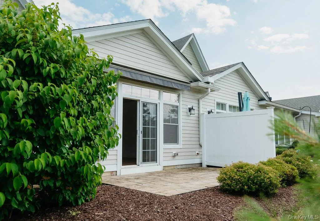 43 Oakwood Lane, Rhinebeck, NY, 2 Bedrooms Bedrooms, 6 Rooms Rooms,2 BathroomsBathrooms,Residential Lease,For Rent,Oakwood,0,1026166 43 Oakwood Lane, Rhinebeck, NY, 2 Bedrooms Bedrooms, 6 Rooms Rooms,2 BathroomsBathrooms,Residential Lease,For Rent,Oakwood,0,1026166