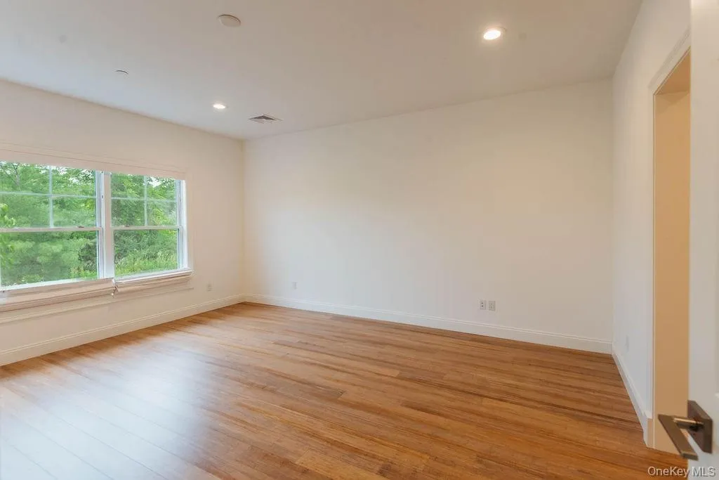 43 Oakwood Lane, Rhinebeck, NY, 2 Bedrooms Bedrooms, 6 Rooms Rooms,2 BathroomsBathrooms,Residential Lease,For Rent,Oakwood,0,1026166 43 Oakwood Lane, Rhinebeck, NY, 2 Bedrooms Bedrooms, 6 Rooms Rooms,2 BathroomsBathrooms,Residential Lease,For Rent,Oakwood,0,1026166