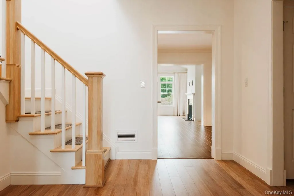 43 Oakwood Lane, Rhinebeck, NY, 2 Bedrooms Bedrooms, 6 Rooms Rooms,2 BathroomsBathrooms,Residential Lease,For Rent,Oakwood,0,1026166 43 Oakwood Lane, Rhinebeck, NY, 2 Bedrooms Bedrooms, 6 Rooms Rooms,2 BathroomsBathrooms,Residential Lease,For Rent,Oakwood,0,1026166