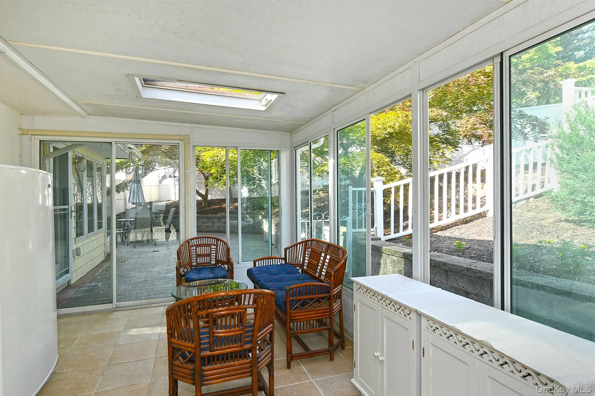 5 Trudy Court, Huntington, NY, 4 Bedrooms Bedrooms, 8 Rooms Rooms,3 BathroomsBathrooms,Residential,For Rent,Trudy,0,1026169 5 Trudy Court, Huntington, NY, 4 Bedrooms Bedrooms, 8 Rooms Rooms,3 BathroomsBathrooms,Residential,For Rent,Trudy,0,1026169