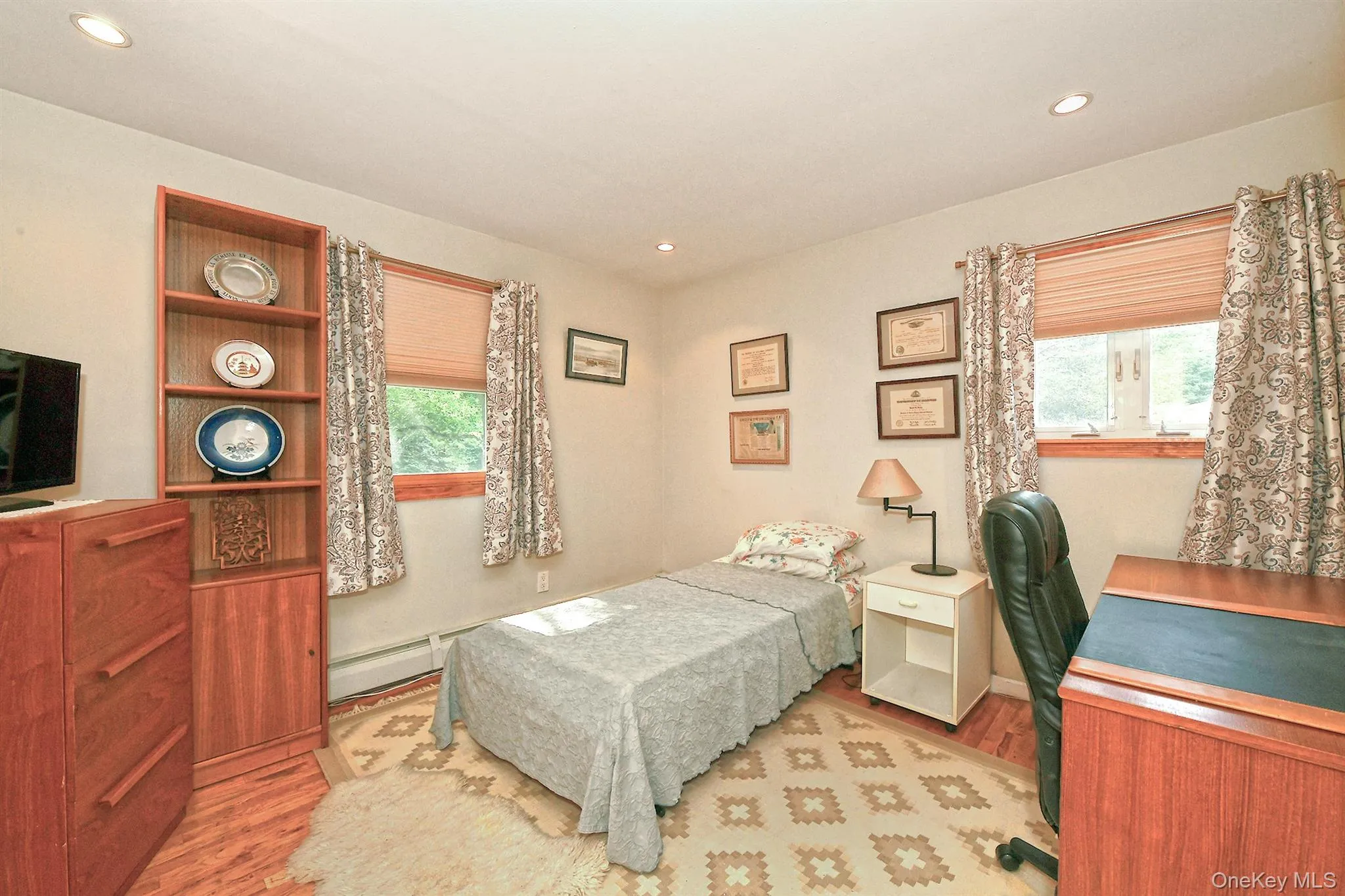 5 Trudy Court, Huntington, NY, 4 Bedrooms Bedrooms, 8 Rooms Rooms,3 BathroomsBathrooms,Residential,For Rent,Trudy,0,1026169 5 Trudy Court, Huntington, NY, 4 Bedrooms Bedrooms, 8 Rooms Rooms,3 BathroomsBathrooms,Residential,For Rent,Trudy,0,1026169