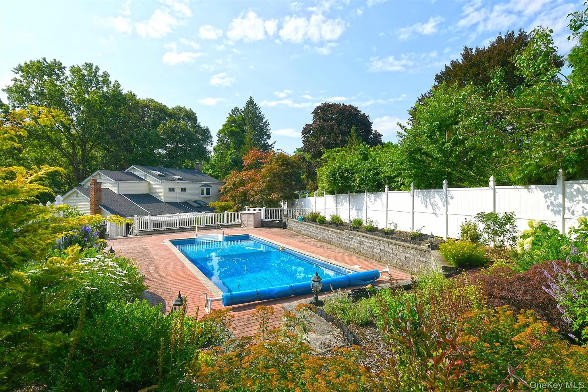5 Trudy Court, Huntington, NY, 4 Bedrooms Bedrooms, 8 Rooms Rooms,3 BathroomsBathrooms,Residential,For Rent,Trudy,0,1026169 5 Trudy Court, Huntington, NY, 4 Bedrooms Bedrooms, 8 Rooms Rooms,3 BathroomsBathrooms,Residential,For Rent,Trudy,0,1026169