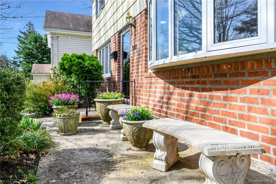 341 Sixth Avenue, Pelham, NY, 4 Bedrooms Bedrooms, 9 Rooms Rooms,2 BathroomsBathrooms,Residential,For Rent,Sixth,0,1026170 341 Sixth Avenue, Pelham, NY, 4 Bedrooms Bedrooms, 9 Rooms Rooms,2 BathroomsBathrooms,Residential,For Rent,Sixth,0,1026170