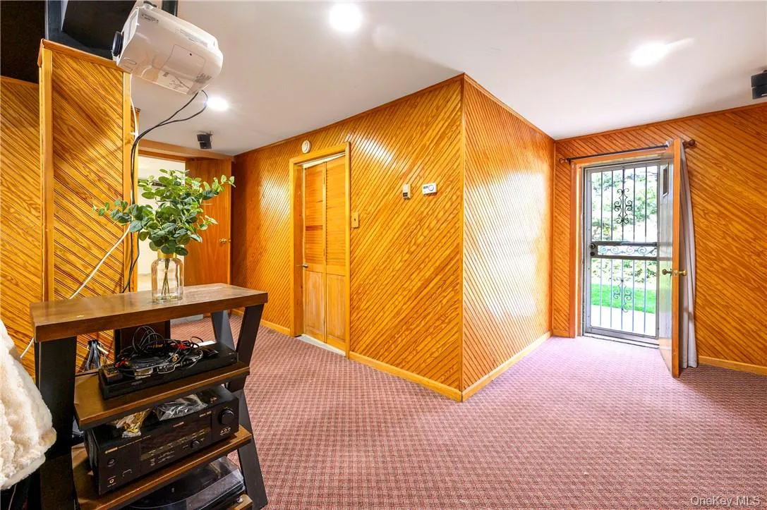 Walkout lower level. Laundry room behind the closed door. Walkout lower level. Laundry room behind the closed door.