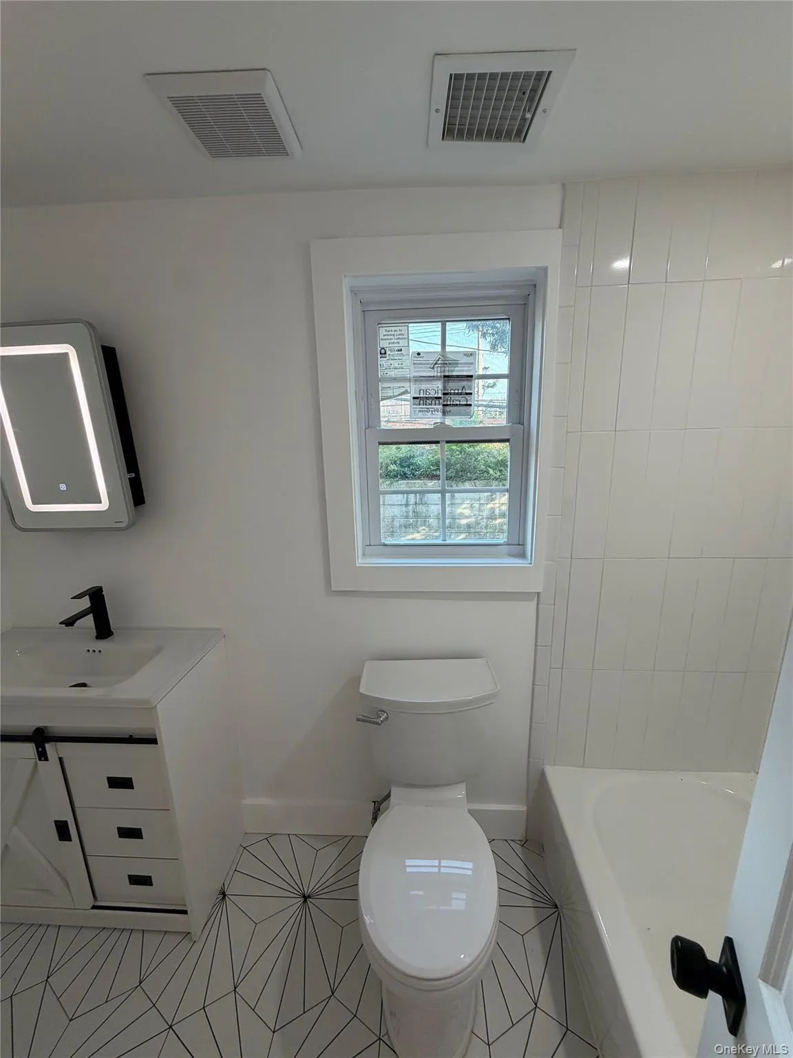 227 Railroad Avenue, Babylon, NY, 4 Bedrooms Bedrooms, 7 Rooms Rooms,3 BathroomsBathrooms,Residential Lease,For Rent,Railroad,0,1026171 227 Railroad Avenue, Babylon, NY, 4 Bedrooms Bedrooms, 7 Rooms Rooms,3 BathroomsBathrooms,Residential Lease,For Rent,Railroad,0,1026171