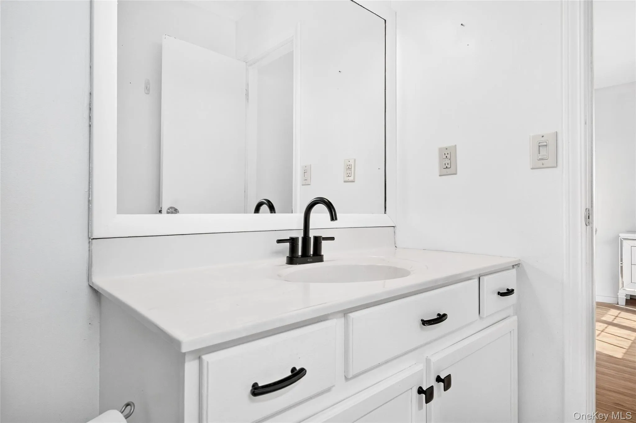 131 Evan Road, Warwick (town), NY, 3 Bedrooms Bedrooms, 7 Rooms Rooms,2 BathroomsBathrooms,Residential,For Rent,Evan,0,1026172 131 Evan Road, Warwick (town), NY, 3 Bedrooms Bedrooms, 7 Rooms Rooms,2 BathroomsBathrooms,Residential,For Rent,Evan,0,1026172