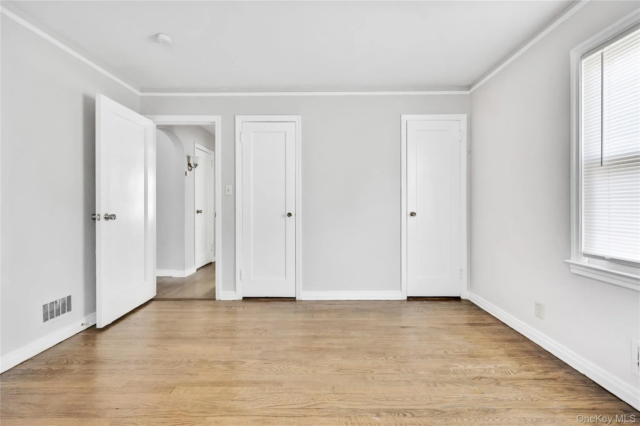 5 Hawthorne Lane, Hempstead, NY, 4 Bedrooms Bedrooms, 10 Rooms Rooms,2 BathroomsBathrooms,Residential Lease,For Rent,Hawthorne,0,1026176 5 Hawthorne Lane, Hempstead, NY, 4 Bedrooms Bedrooms, 10 Rooms Rooms,2 BathroomsBathrooms,Residential Lease,For Rent,Hawthorne,0,1026176