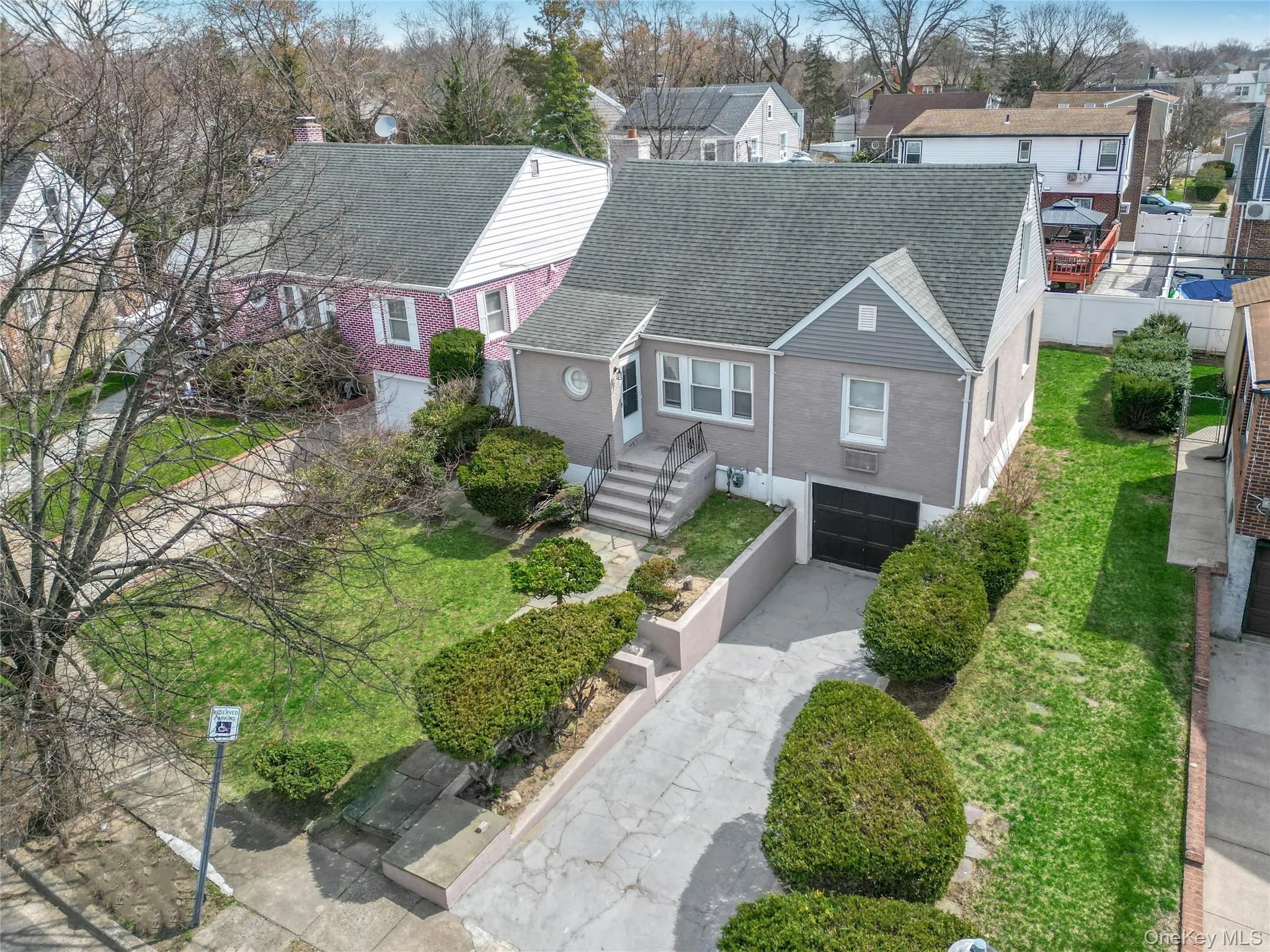 5 Hawthorne Lane, Hempstead, NY, 4 Bedrooms Bedrooms, 10 Rooms Rooms,2 BathroomsBathrooms,Residential Lease,For Rent,Hawthorne,0,1026176 5 Hawthorne Lane, Hempstead, NY, 4 Bedrooms Bedrooms, 10 Rooms Rooms,2 BathroomsBathrooms,Residential Lease,For Rent,Hawthorne,0,1026176