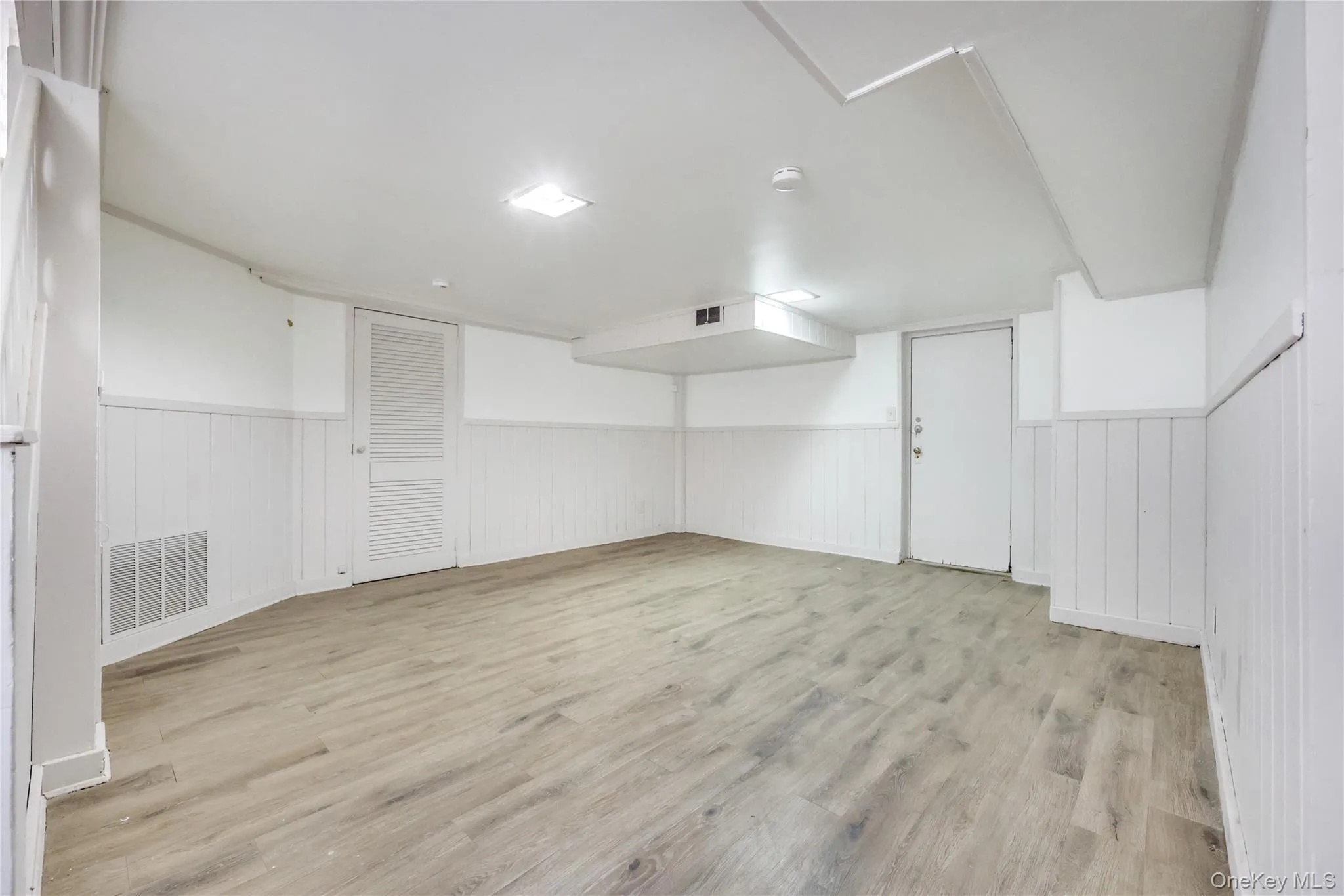5 Hawthorne Lane, Hempstead, NY, 4 Bedrooms Bedrooms, 10 Rooms Rooms,2 BathroomsBathrooms,Residential Lease,For Rent,Hawthorne,0,1026176 5 Hawthorne Lane, Hempstead, NY, 4 Bedrooms Bedrooms, 10 Rooms Rooms,2 BathroomsBathrooms,Residential Lease,For Rent,Hawthorne,0,1026176