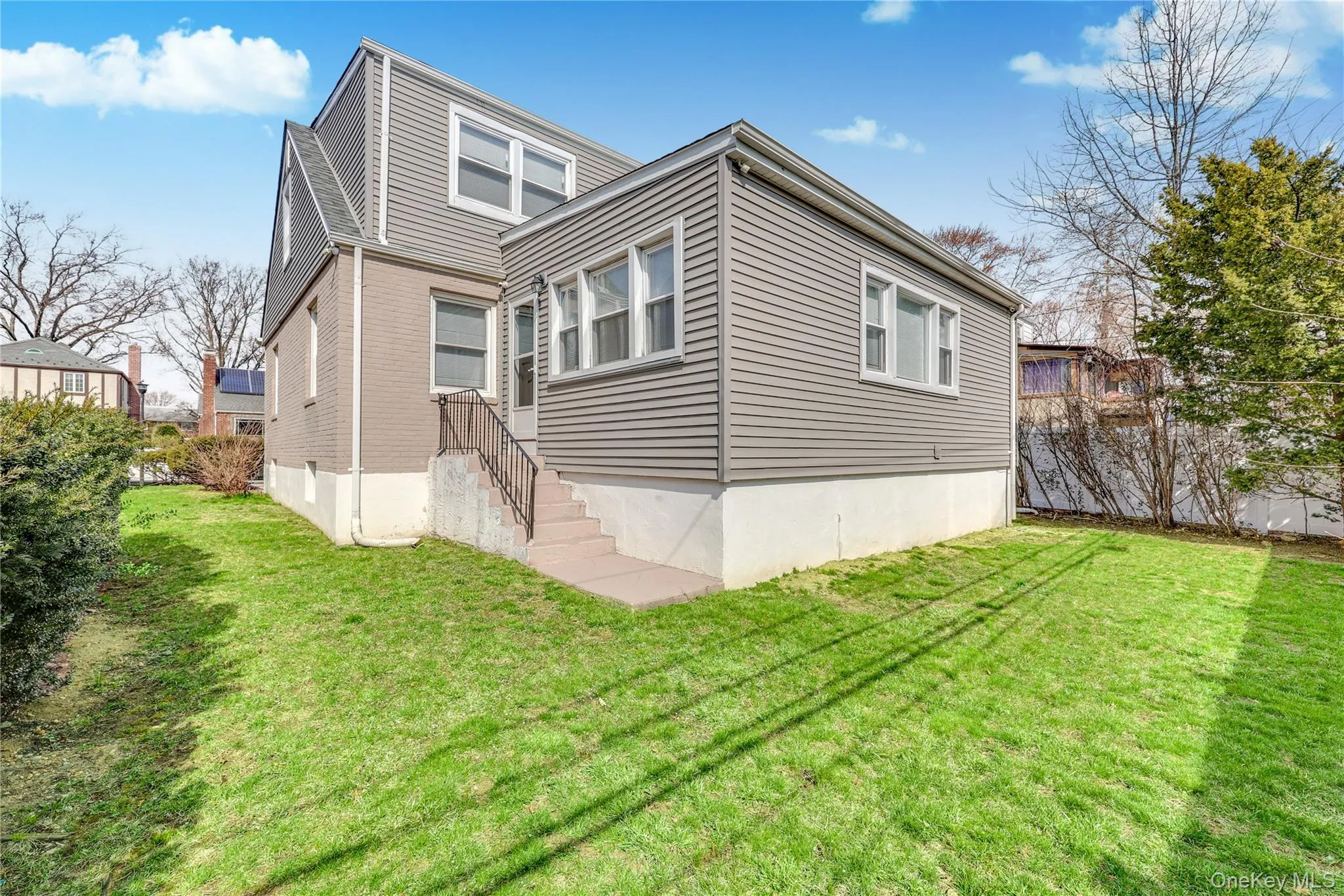 5 Hawthorne Lane, Hempstead, NY, 4 Bedrooms Bedrooms, 10 Rooms Rooms,2 BathroomsBathrooms,Residential Lease,For Rent,Hawthorne,0,1026176 5 Hawthorne Lane, Hempstead, NY, 4 Bedrooms Bedrooms, 10 Rooms Rooms,2 BathroomsBathrooms,Residential Lease,For Rent,Hawthorne,0,1026176