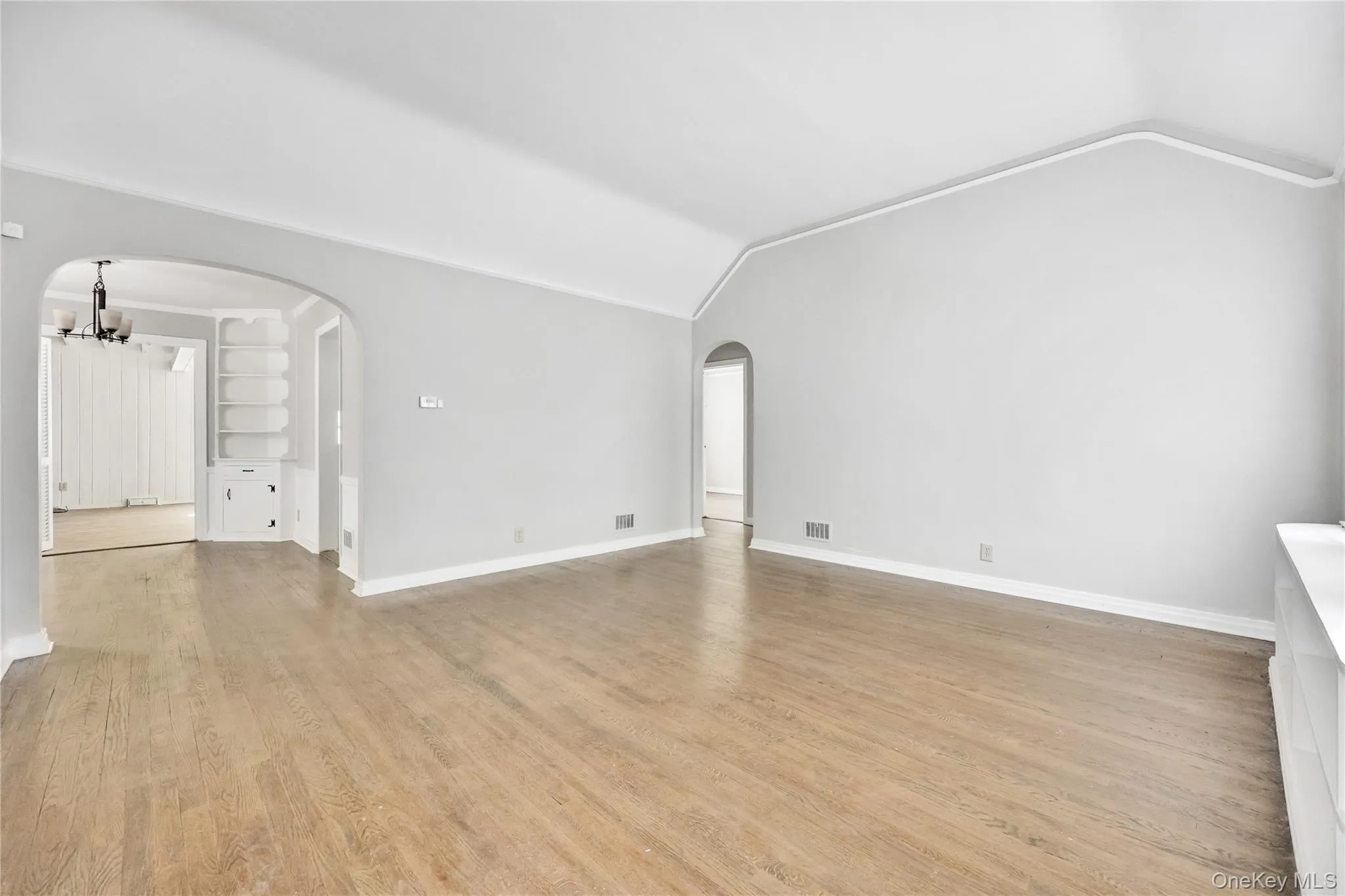 5 Hawthorne Lane, Hempstead, NY, 4 Bedrooms Bedrooms, 10 Rooms Rooms,2 BathroomsBathrooms,Residential Lease,For Rent,Hawthorne,0,1026176 5 Hawthorne Lane, Hempstead, NY, 4 Bedrooms Bedrooms, 10 Rooms Rooms,2 BathroomsBathrooms,Residential Lease,For Rent,Hawthorne,0,1026176