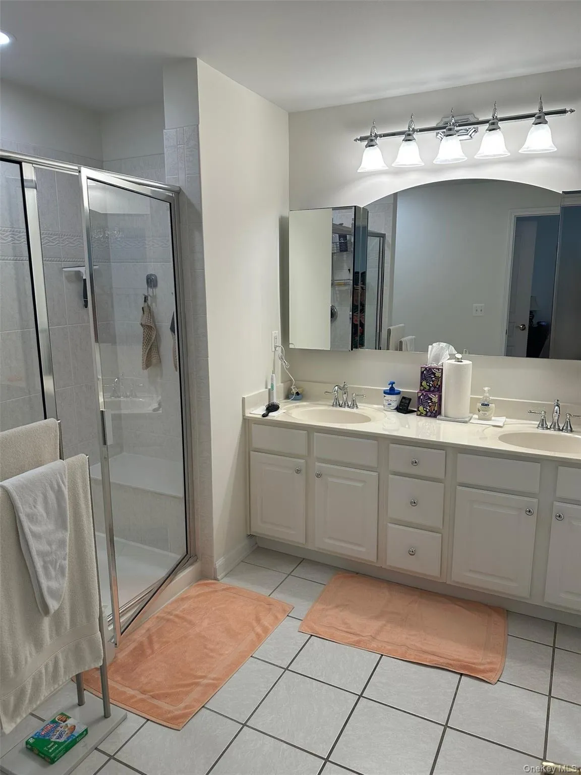 28 De Baun Avenue, Ramapo, NY, 2 Bedrooms Bedrooms, 6 Rooms Rooms,2 BathroomsBathrooms,Residential,For Rent,De Baun,0,1026185 28 De Baun Avenue, Ramapo, NY, 2 Bedrooms Bedrooms, 6 Rooms Rooms,2 BathroomsBathrooms,Residential,For Rent,De Baun,0,1026185