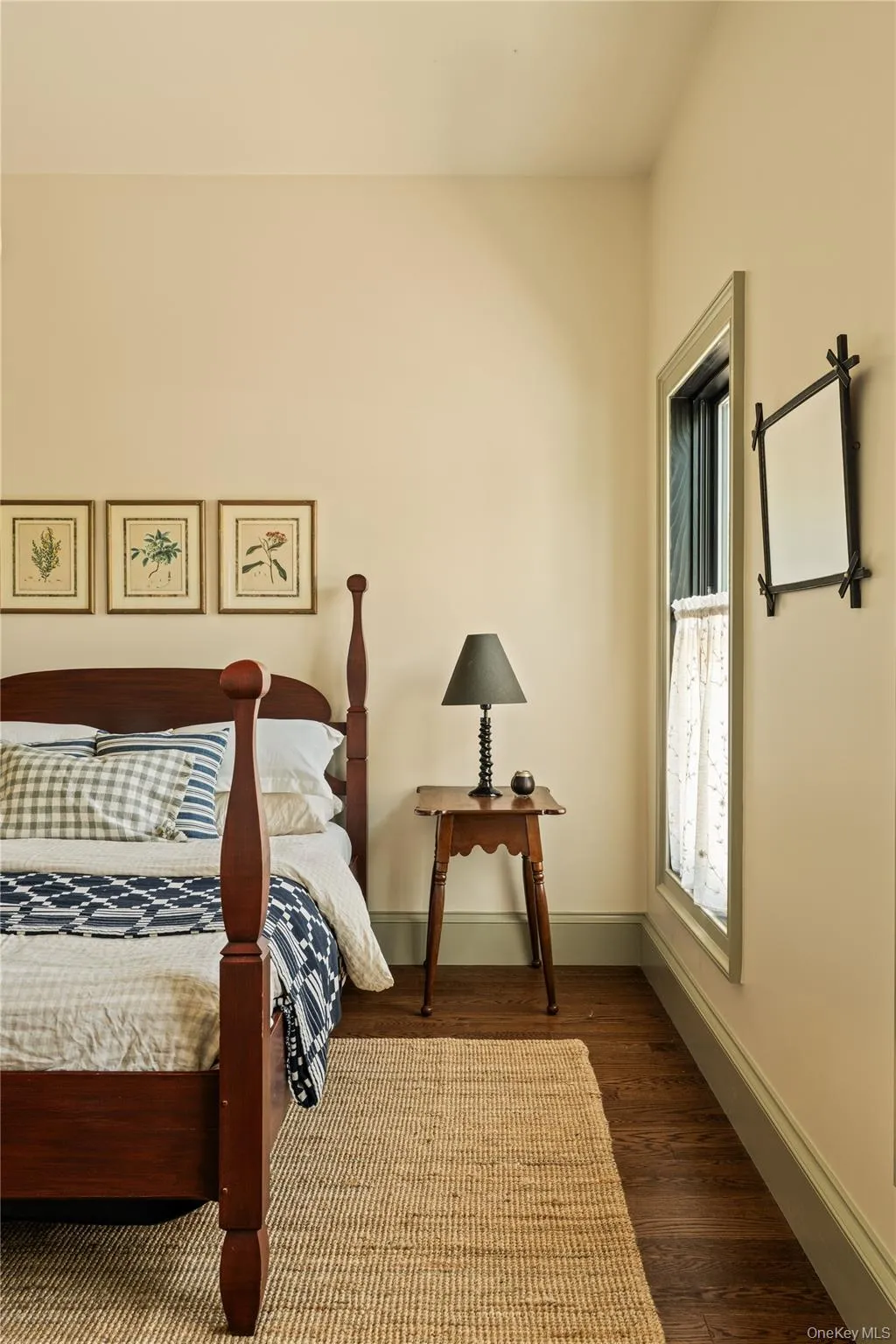 309 State Street, Hudson, NY, 4 Bedrooms Bedrooms, 10 Rooms Rooms,3 BathroomsBathrooms,Residential,For Rent,State,0,1026186 309 State Street, Hudson, NY, 4 Bedrooms Bedrooms, 10 Rooms Rooms,3 BathroomsBathrooms,Residential,For Rent,State,0,1026186