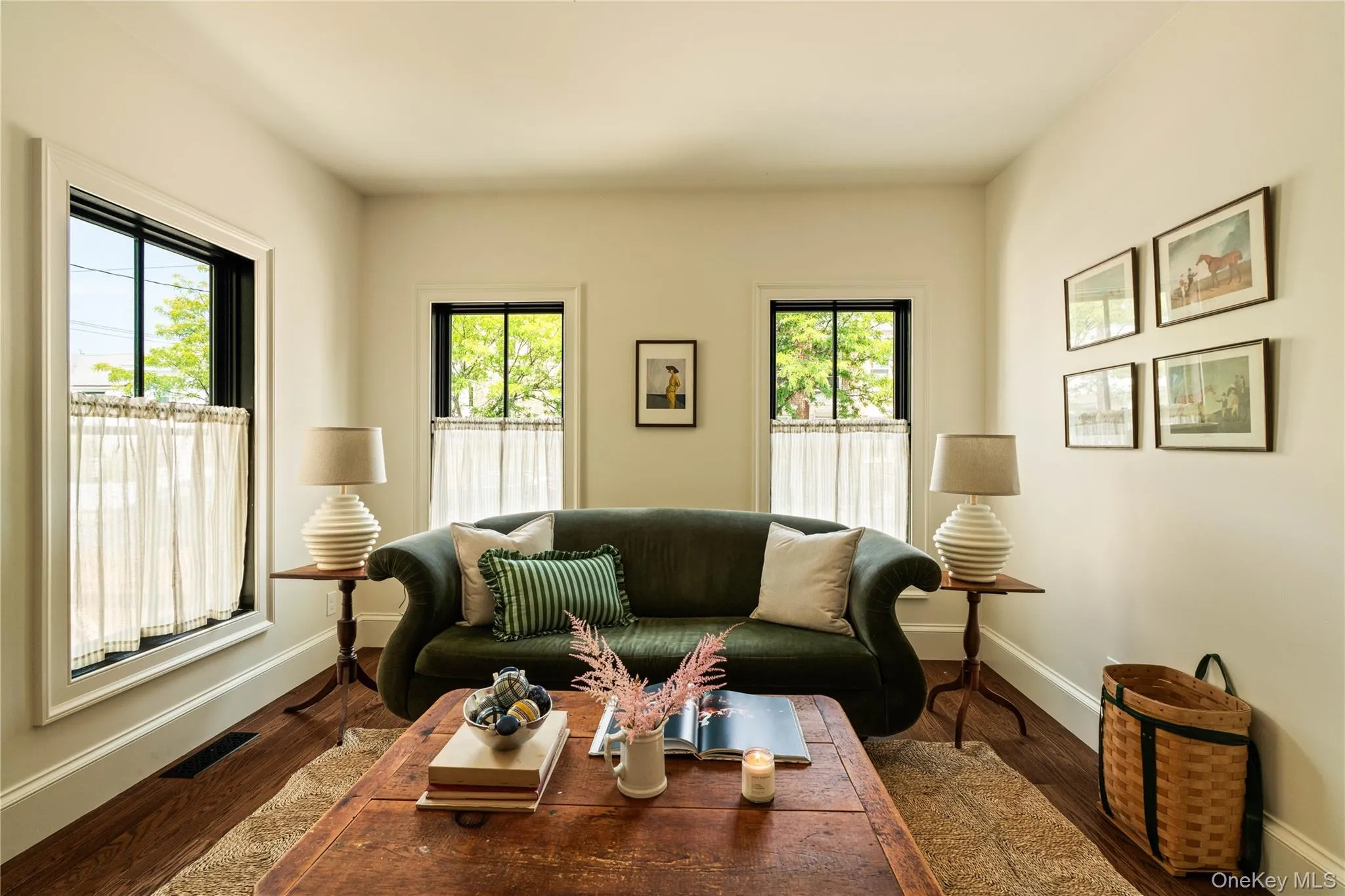 309 State Street, Hudson, NY, 4 Bedrooms Bedrooms, 10 Rooms Rooms,3 BathroomsBathrooms,Residential,For Rent,State,0,1026186 309 State Street, Hudson, NY, 4 Bedrooms Bedrooms, 10 Rooms Rooms,3 BathroomsBathrooms,Residential,For Rent,State,0,1026186